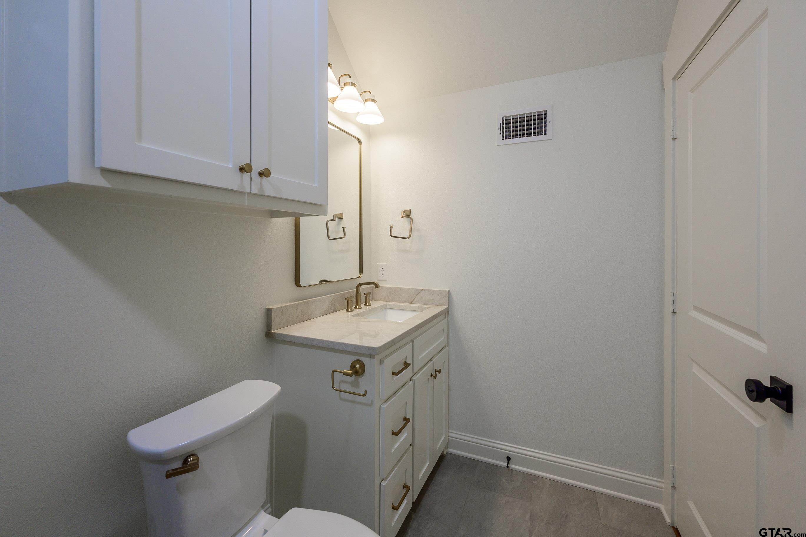 12334 Harlon