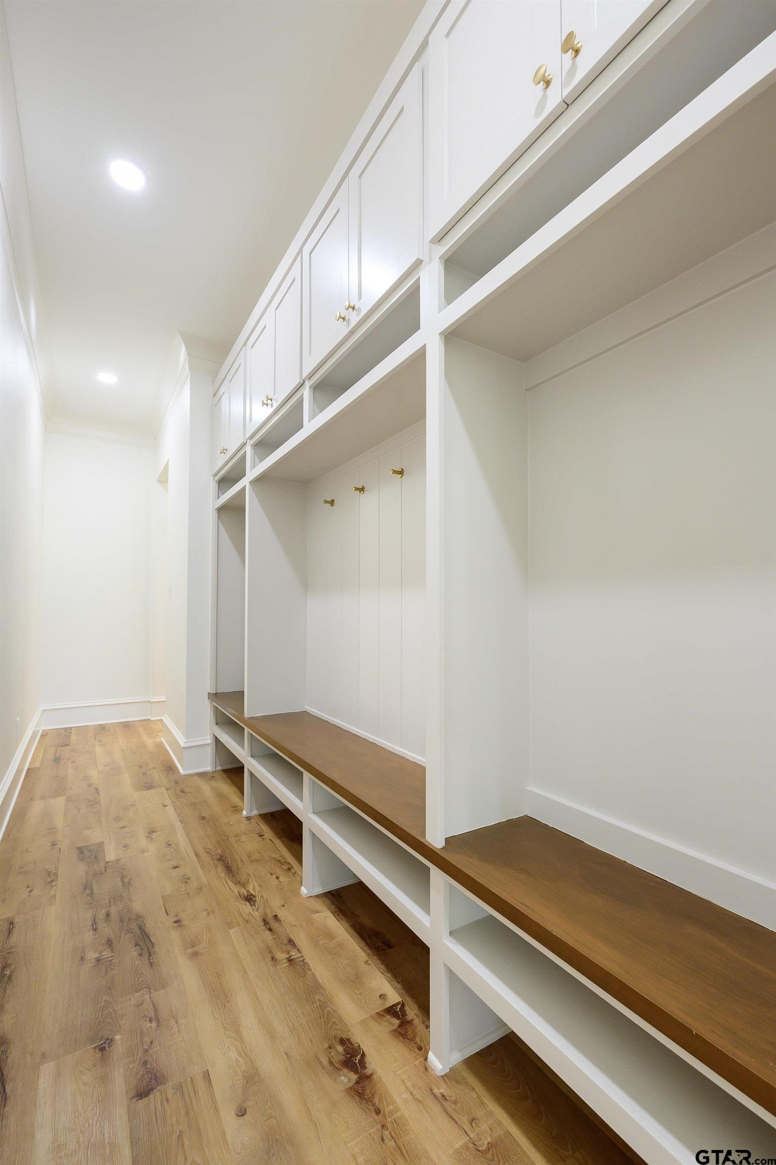 12334 Harlon