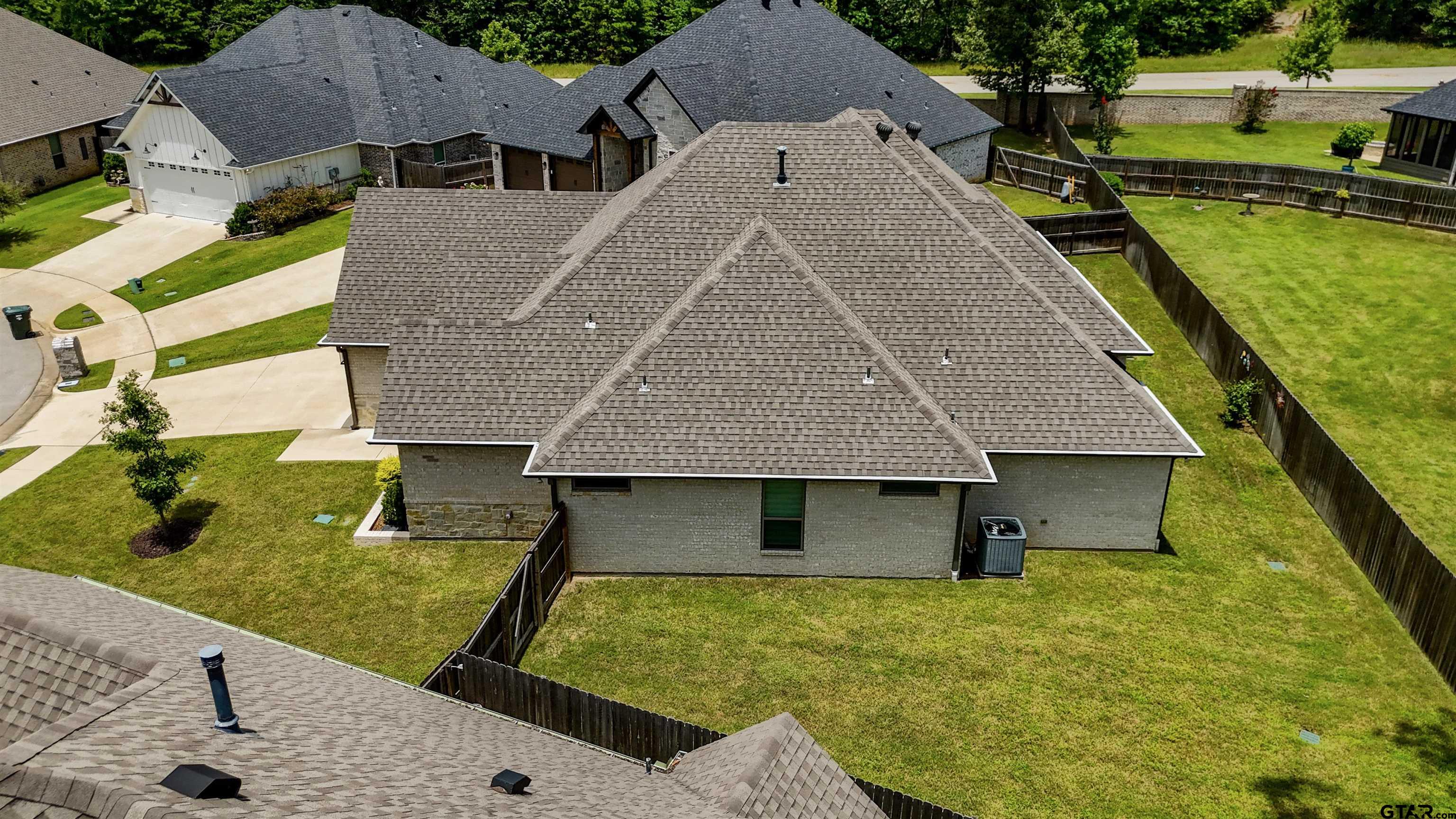 9070 Shallow Cove