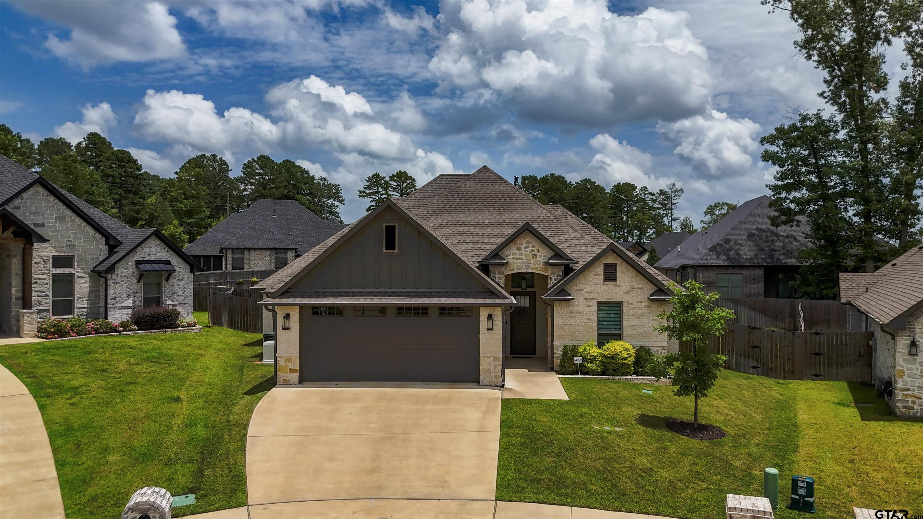 9070 Shallow Cove