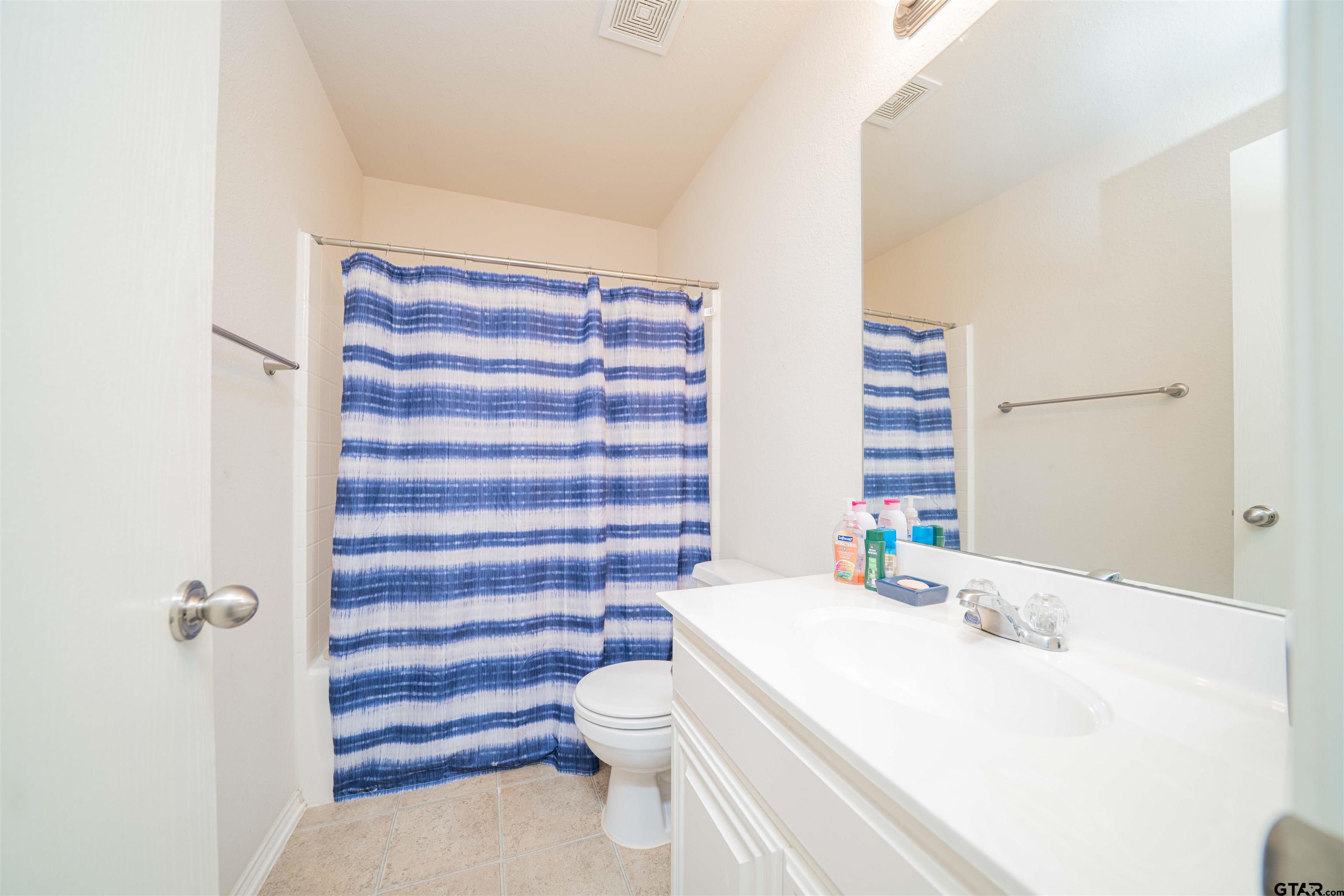 313 Maggie Cir