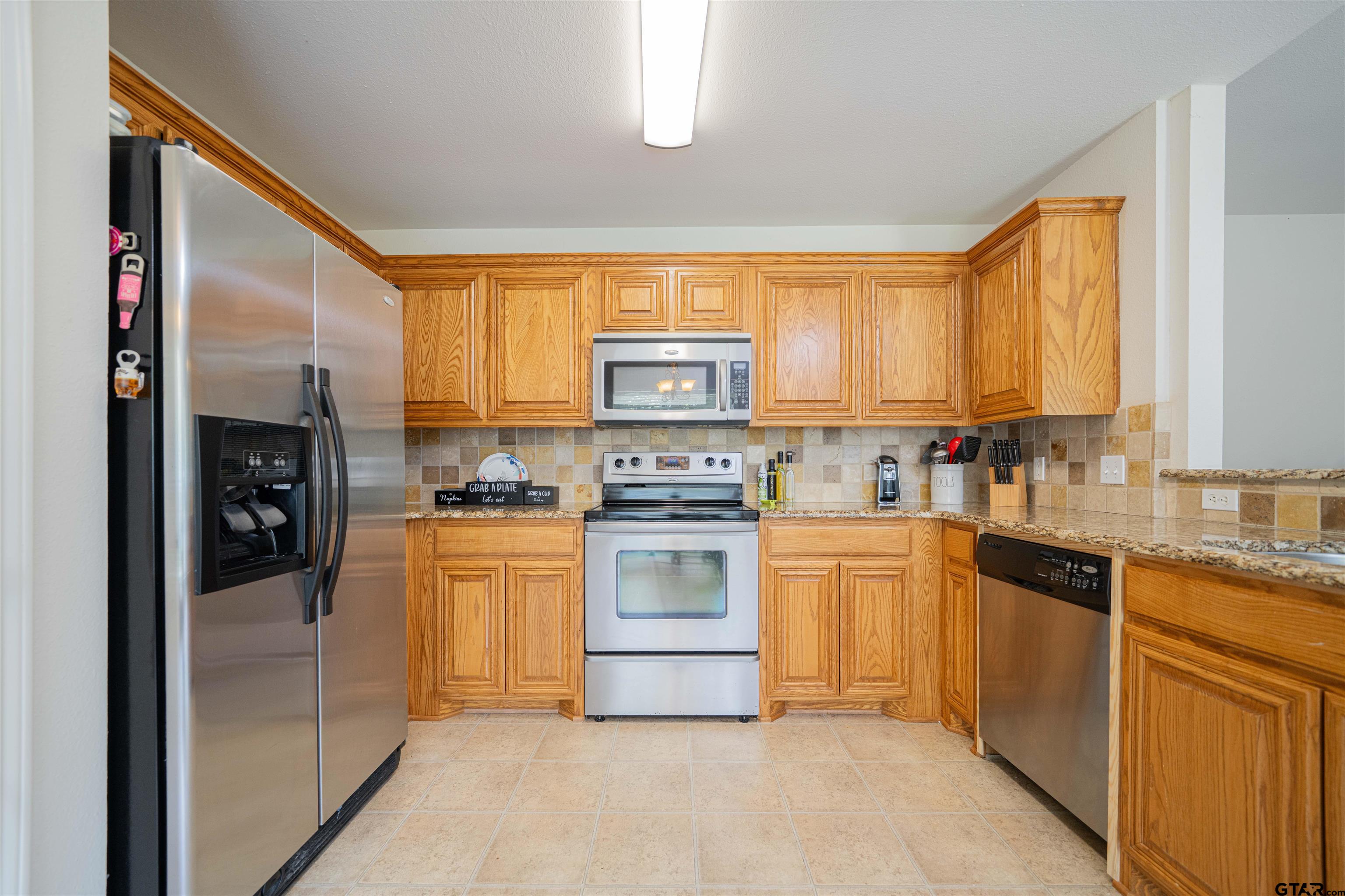 313 Maggie Cir