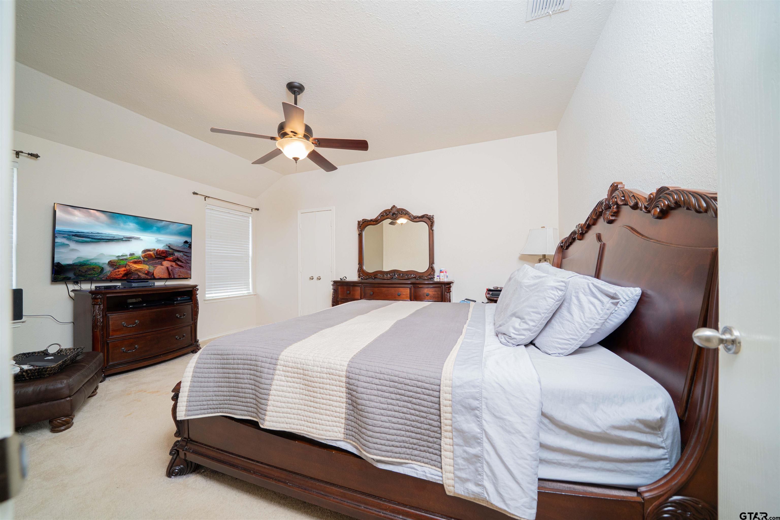 313 Maggie Cir