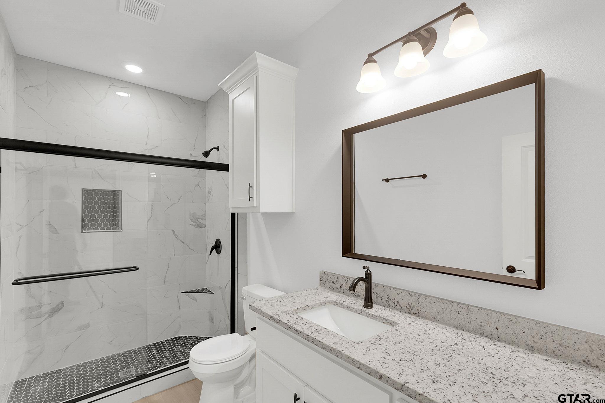 1610 W Barrett