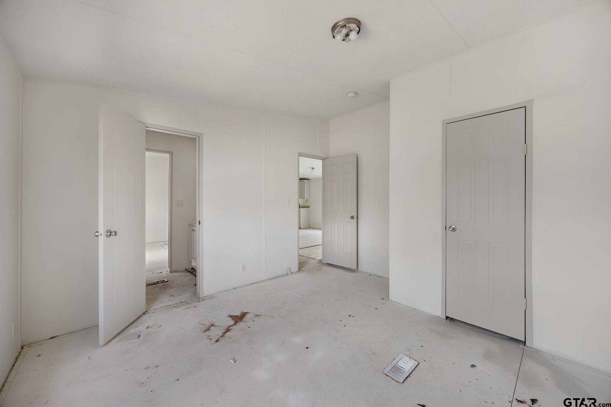 942 Balmorea Dr