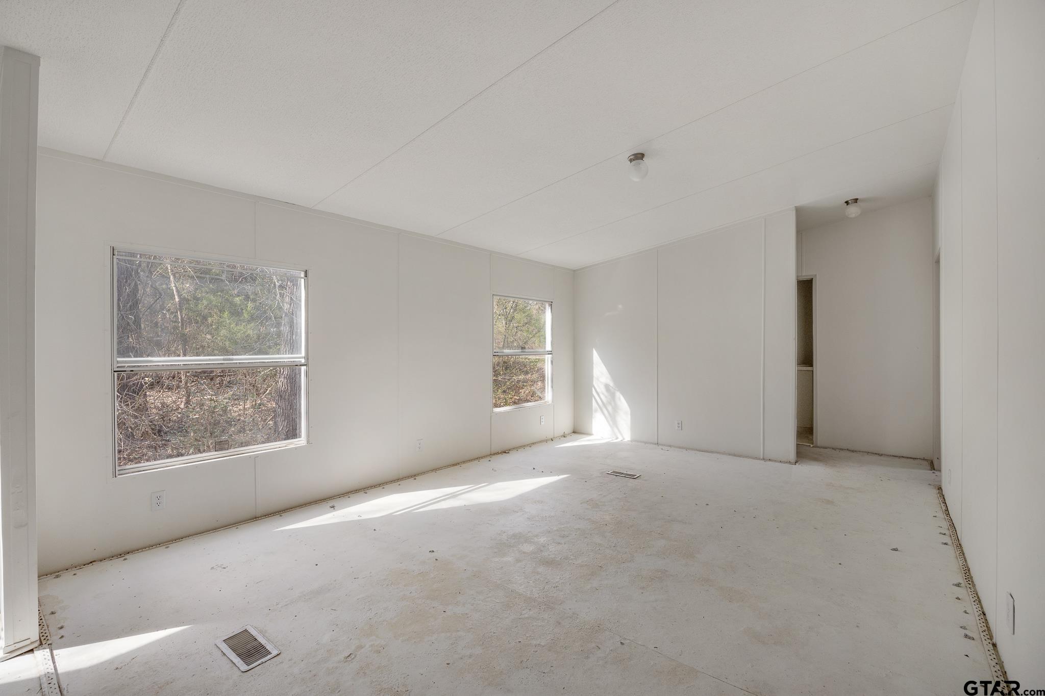 942 Balmorea Dr