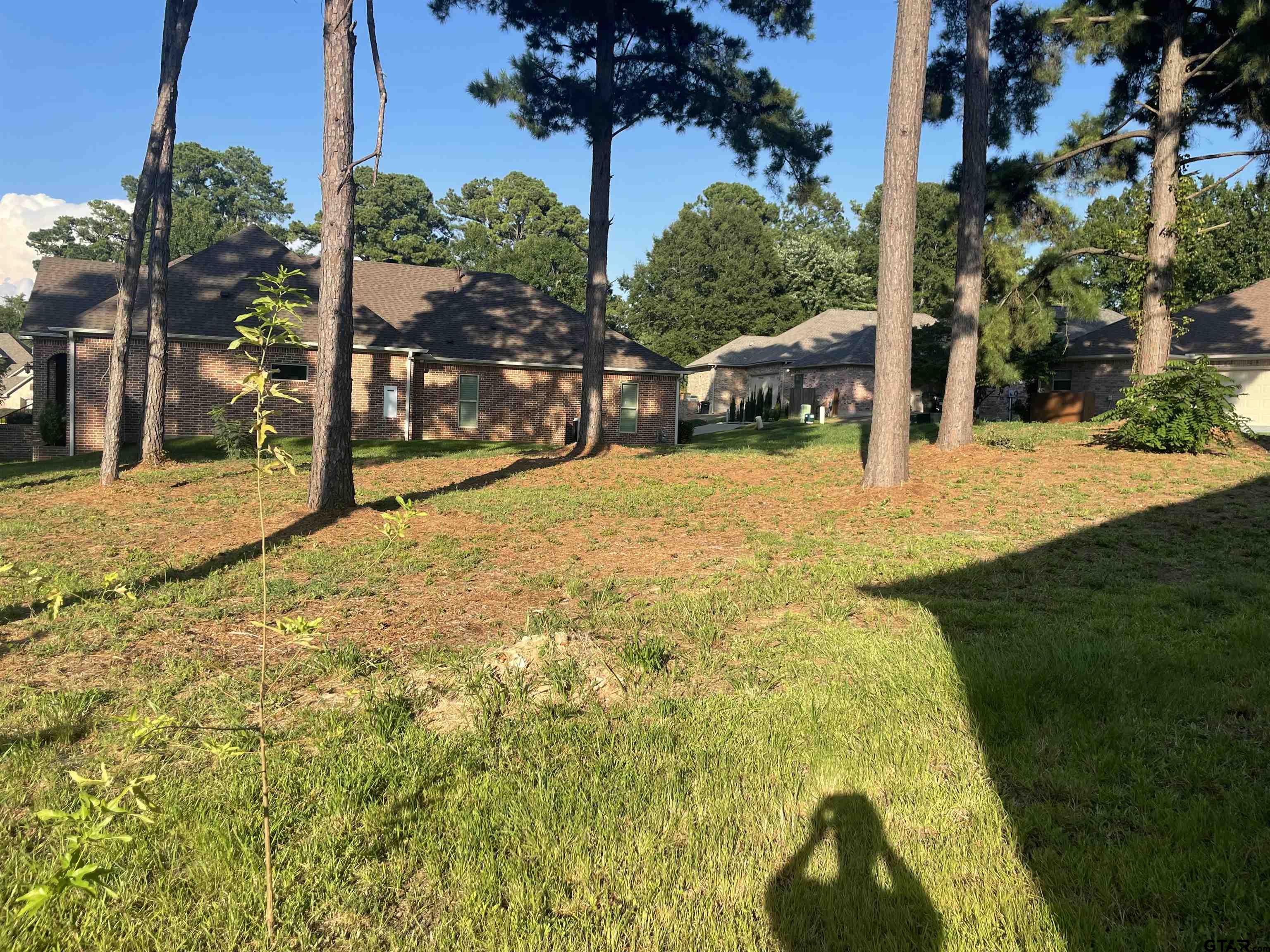 1133 Gardenwood Dr