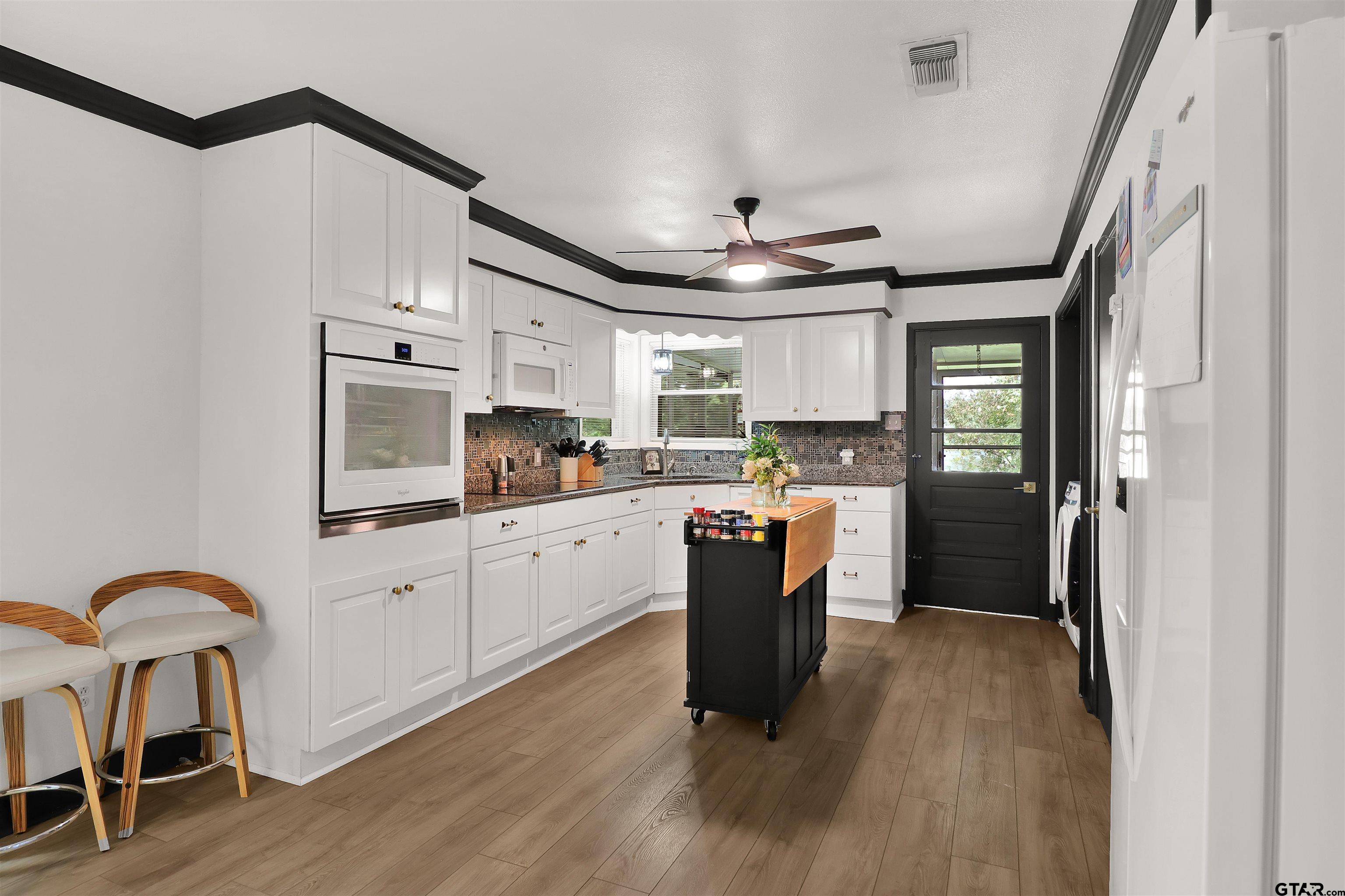 16134 Pin Oak Ridge