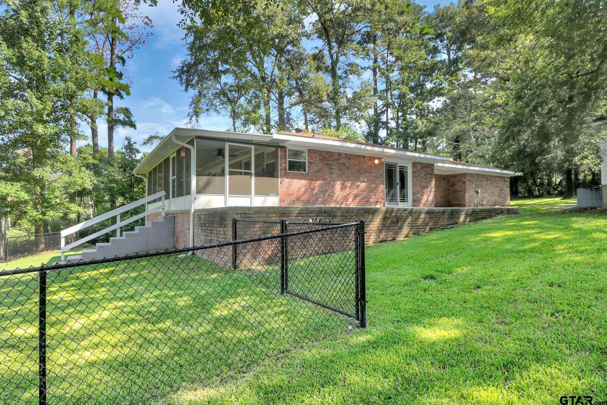 16134 Pin Oak Ridge