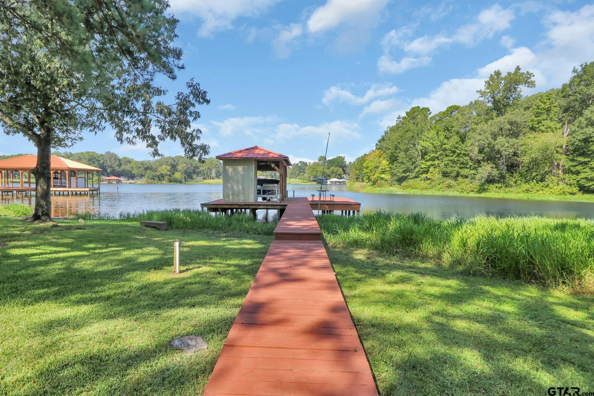16134 Pin Oak Ridge