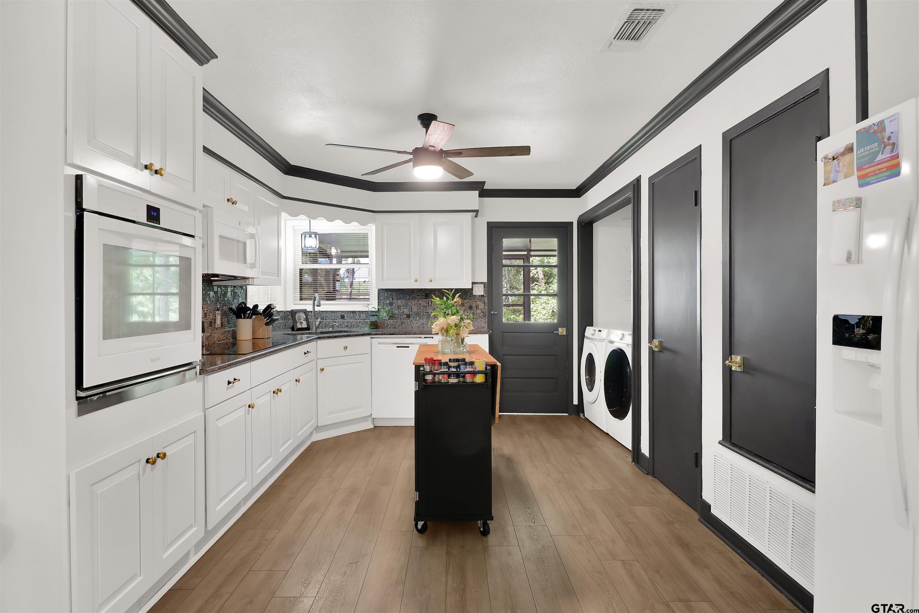 16134 Pin Oak Ridge