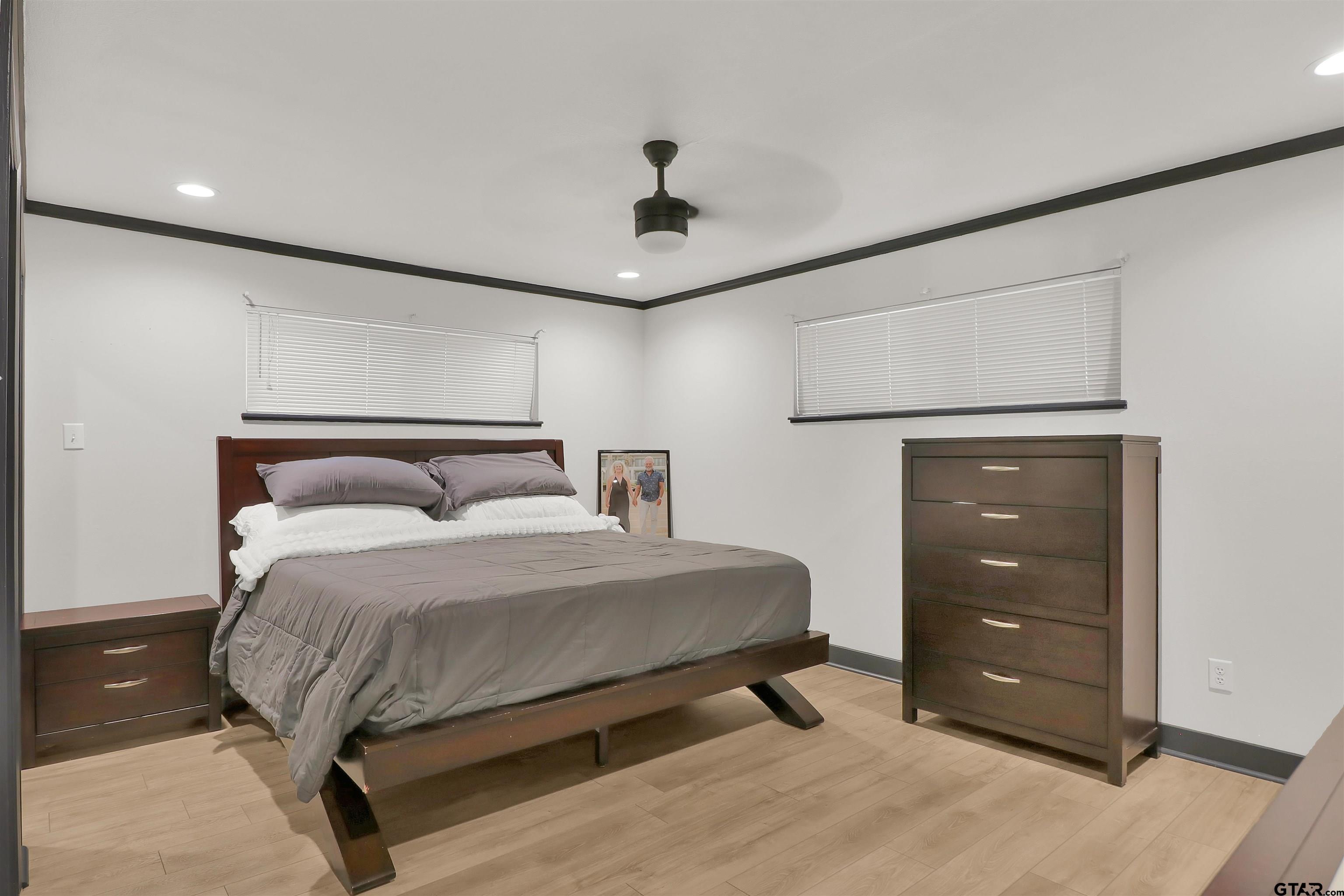 16134 Pin Oak Ridge