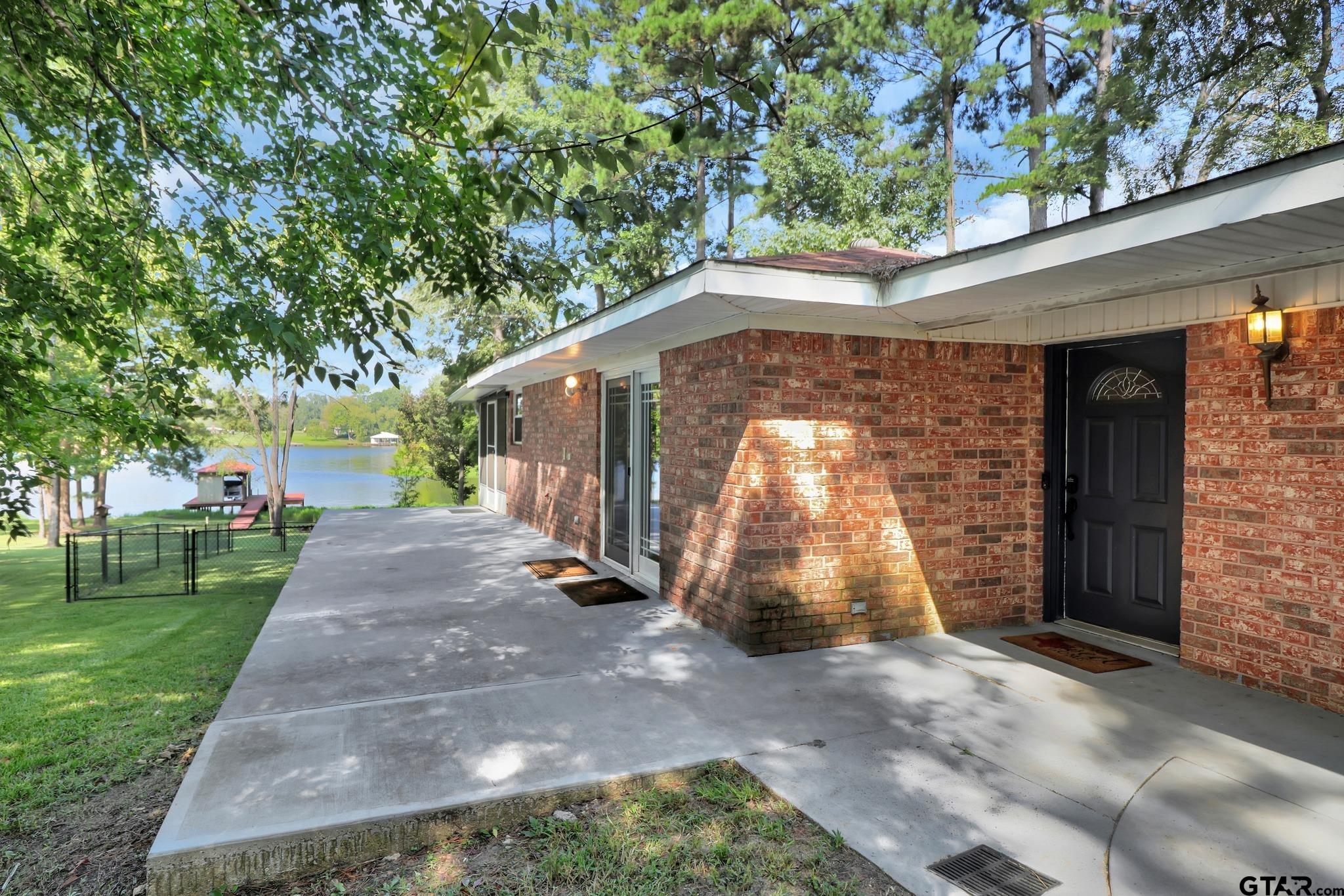 16134 Pin Oak Ridge