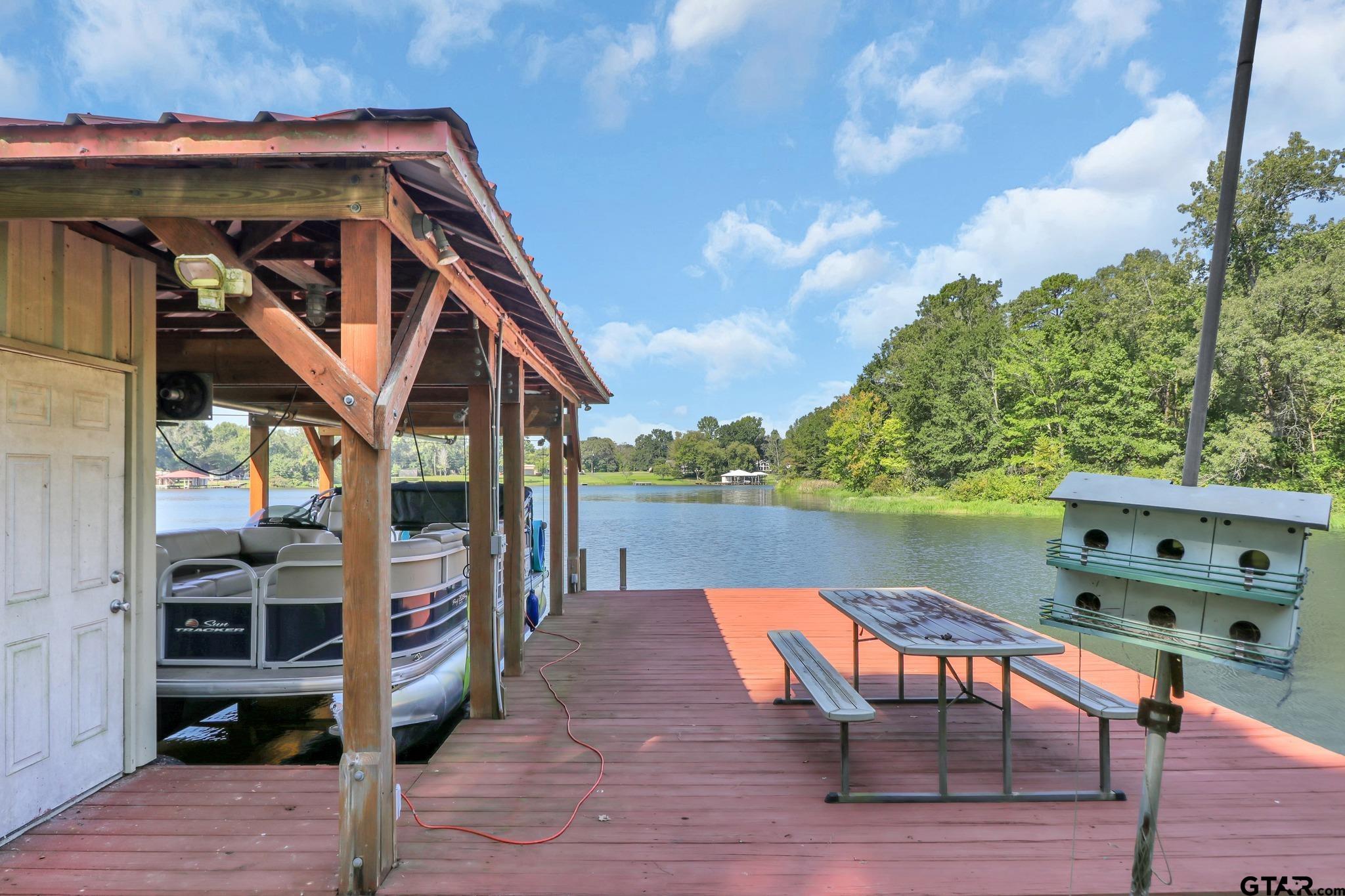 16134 Pin Oak Ridge