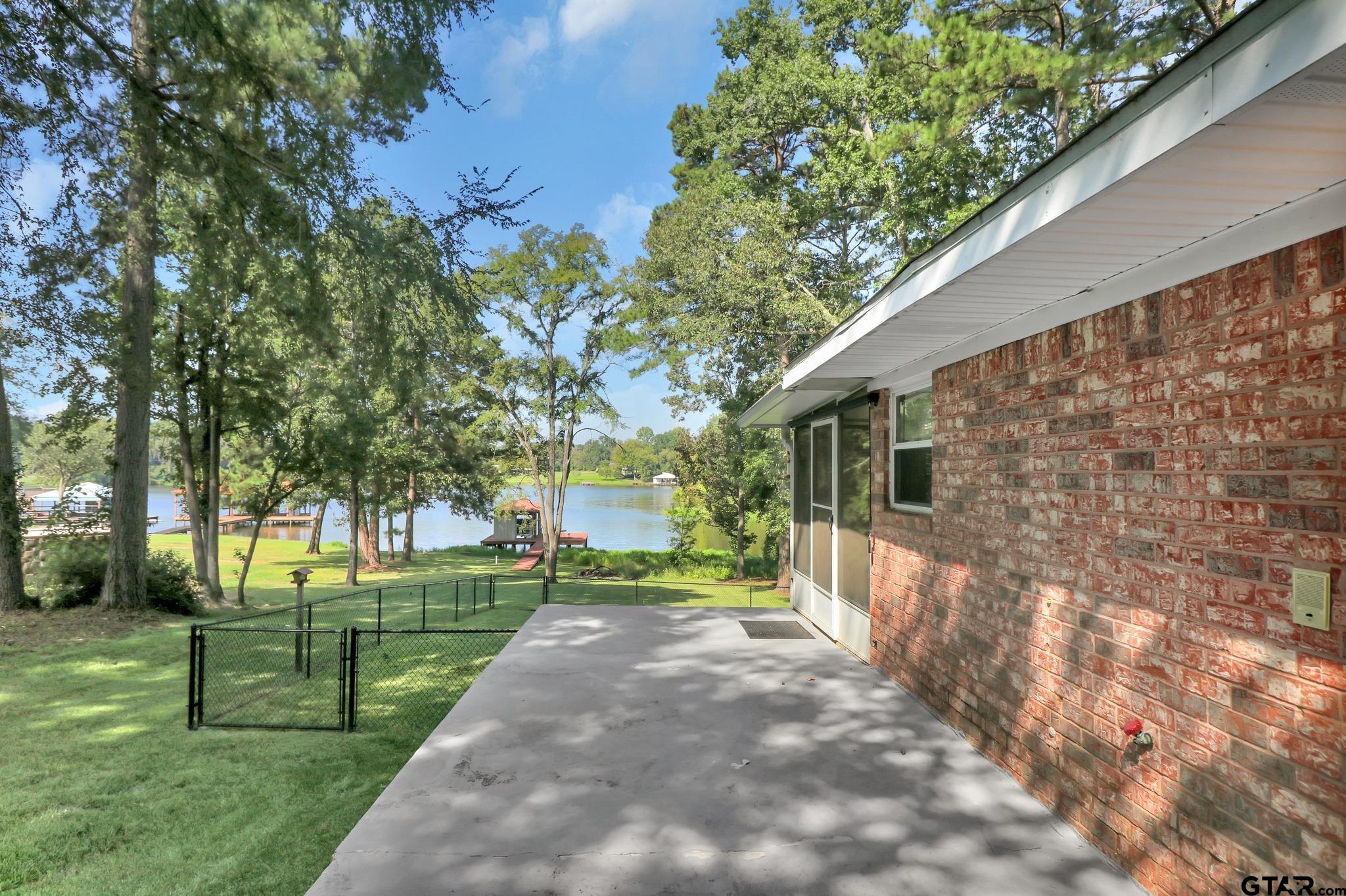 16134 Pin Oak Ridge