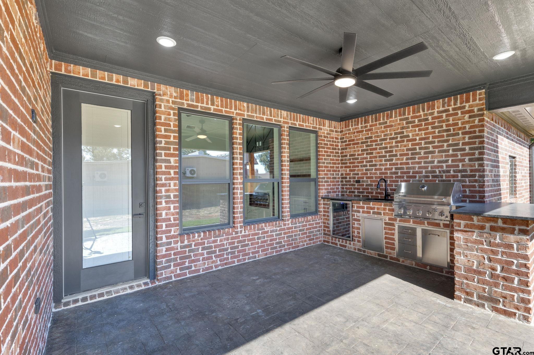 11089 W Tammi Trail