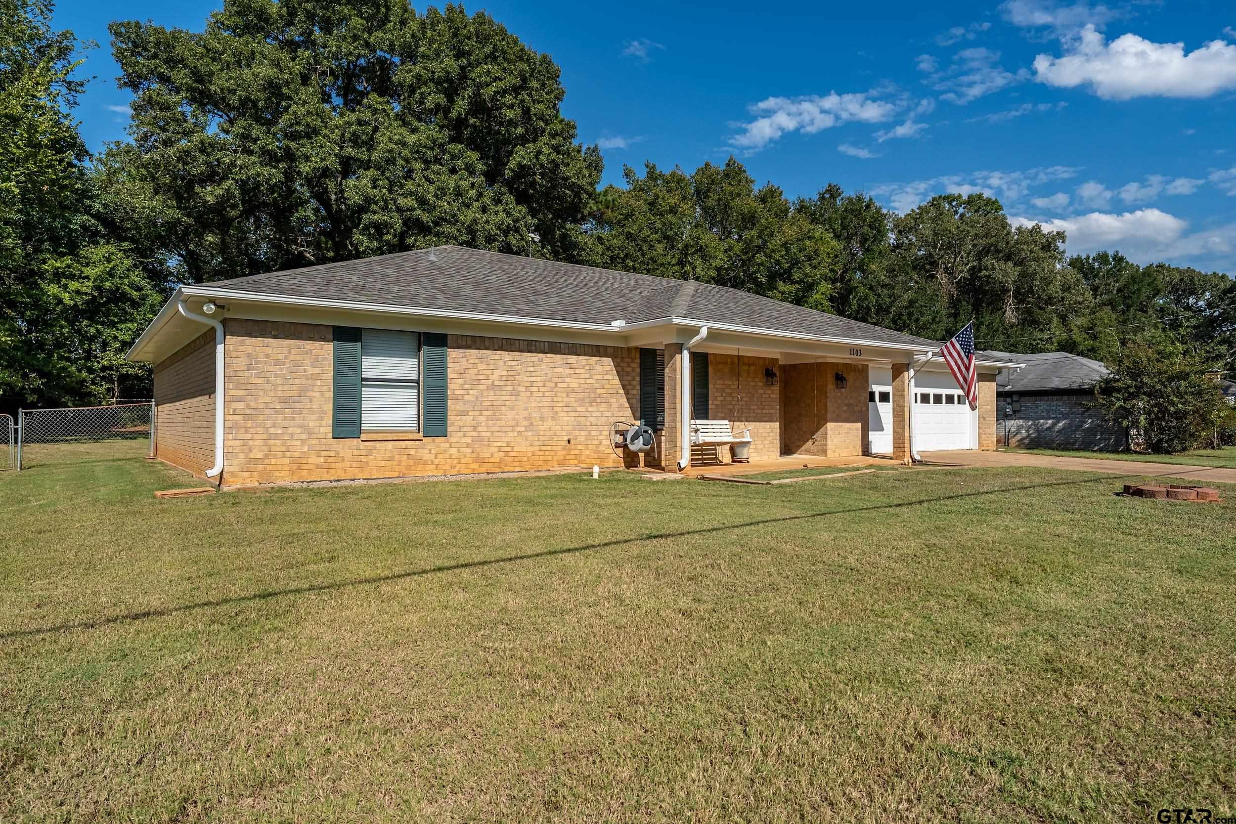 1103 Corey Dr.
