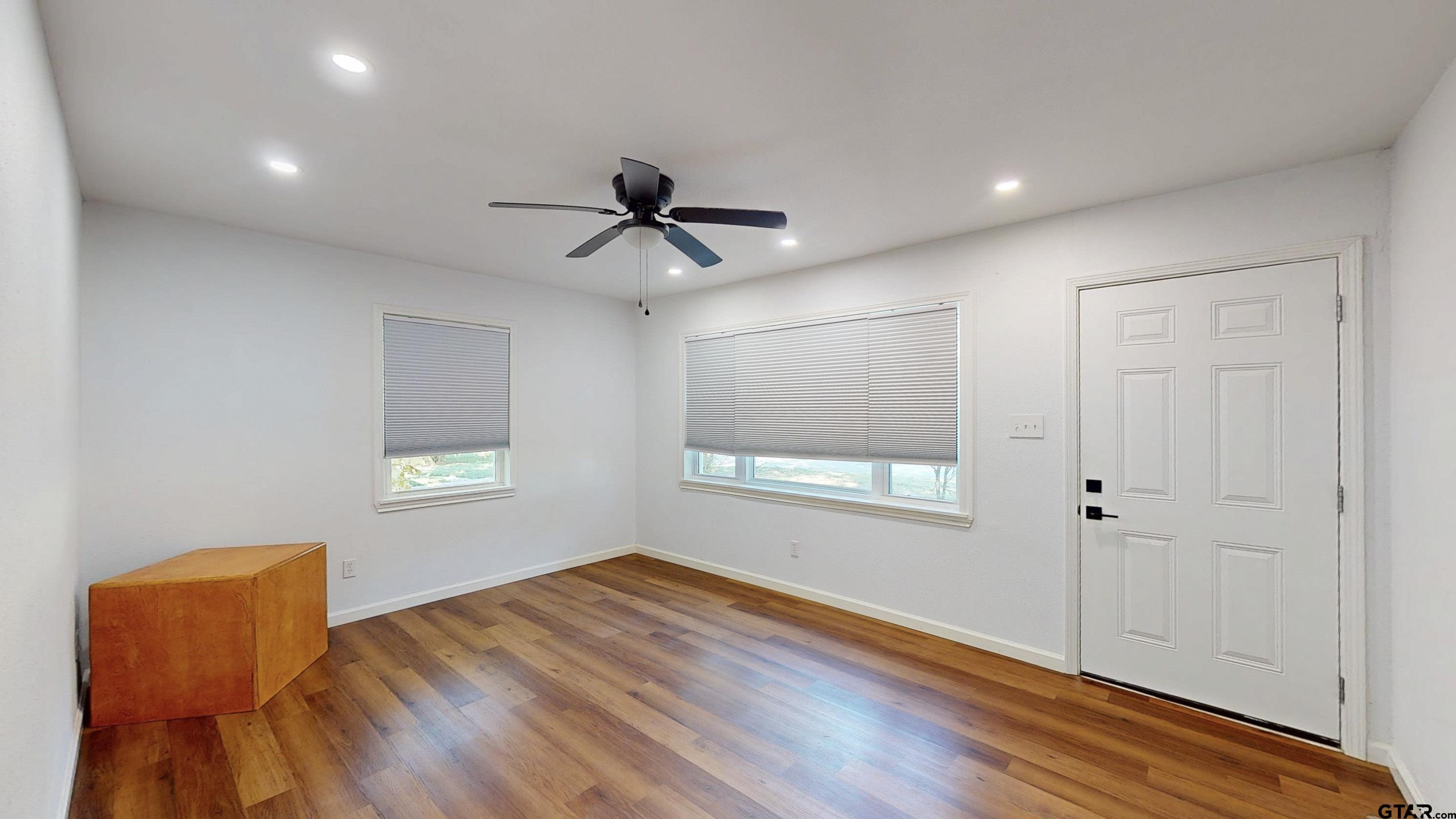 2807 Willard Dr.