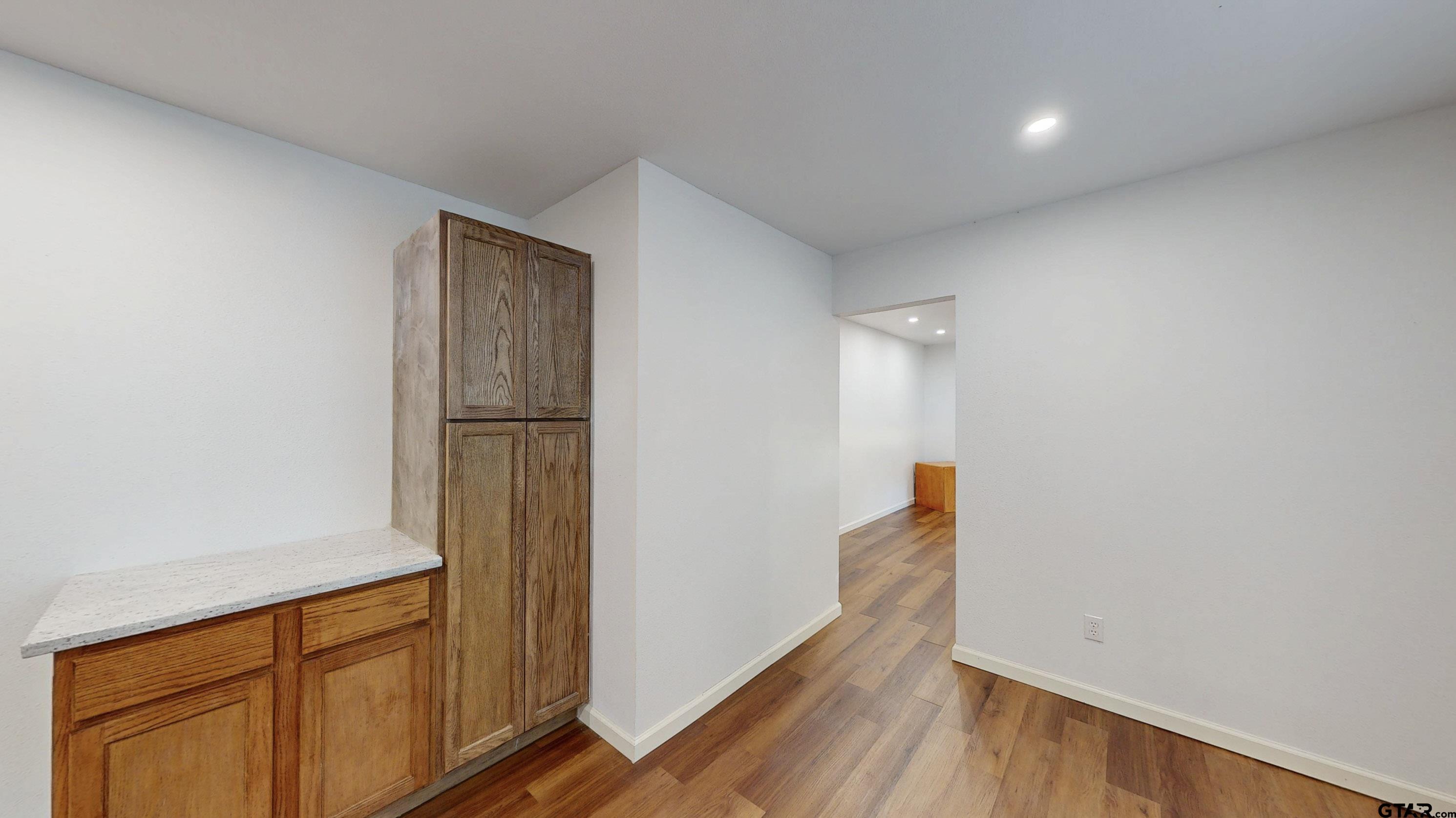 2807 Willard Dr.