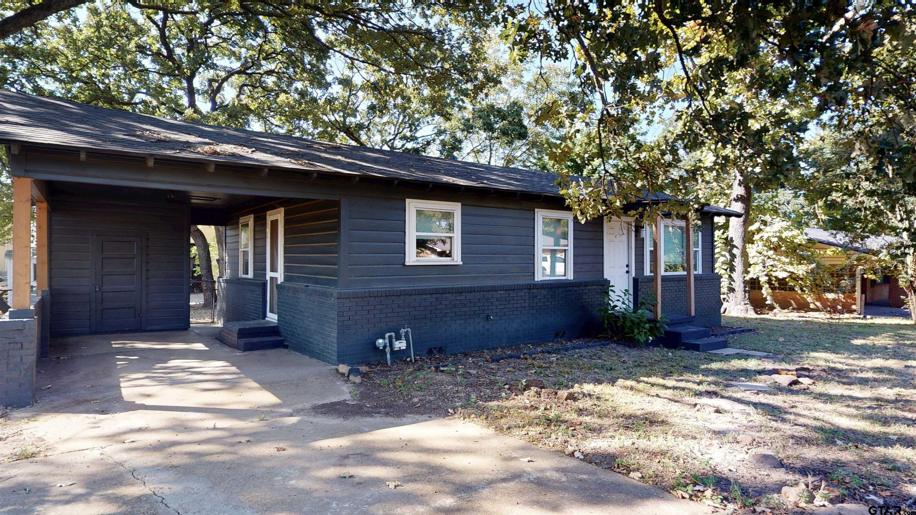 2807 Willard Dr.
