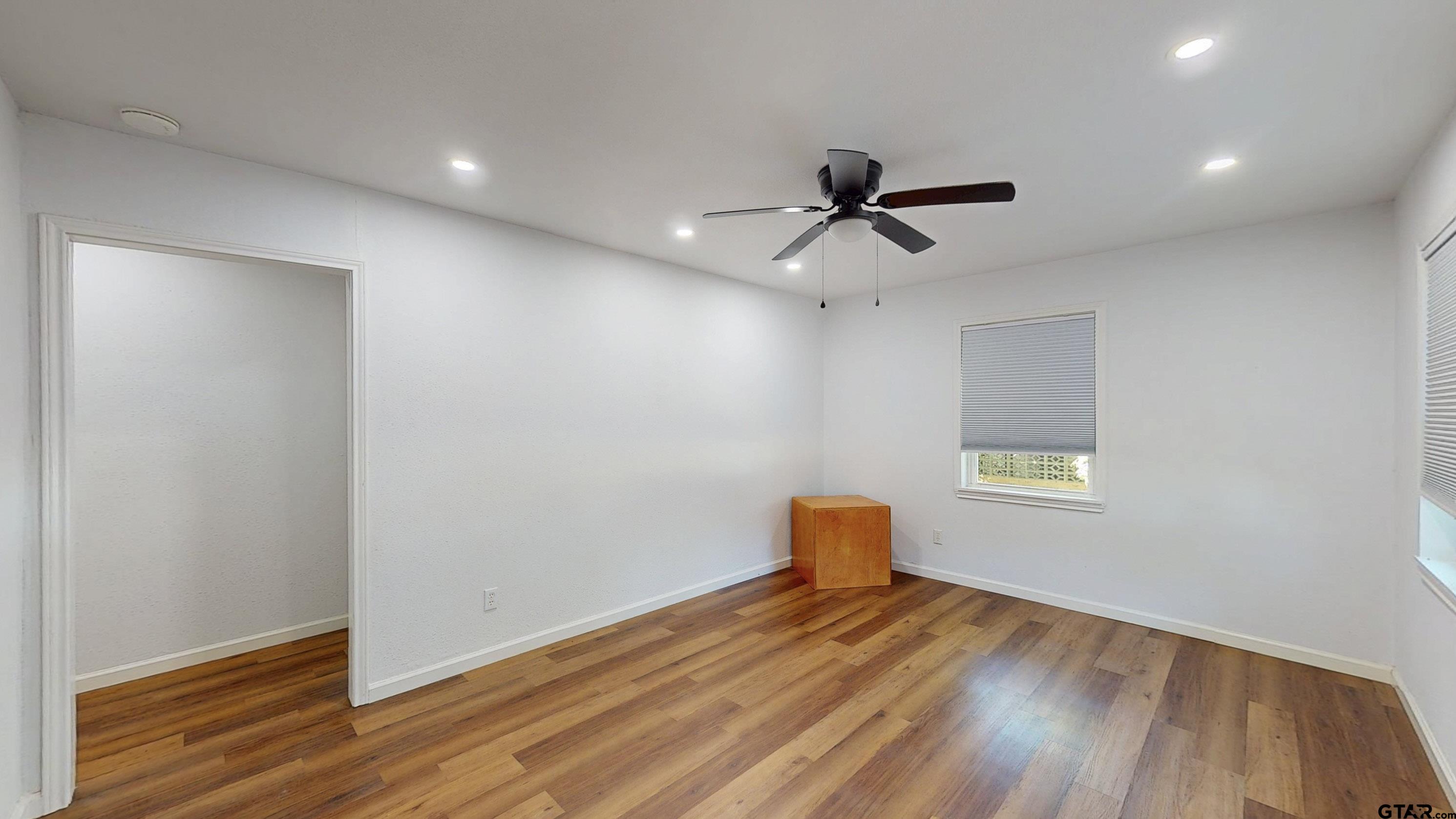 2807 Willard Dr.