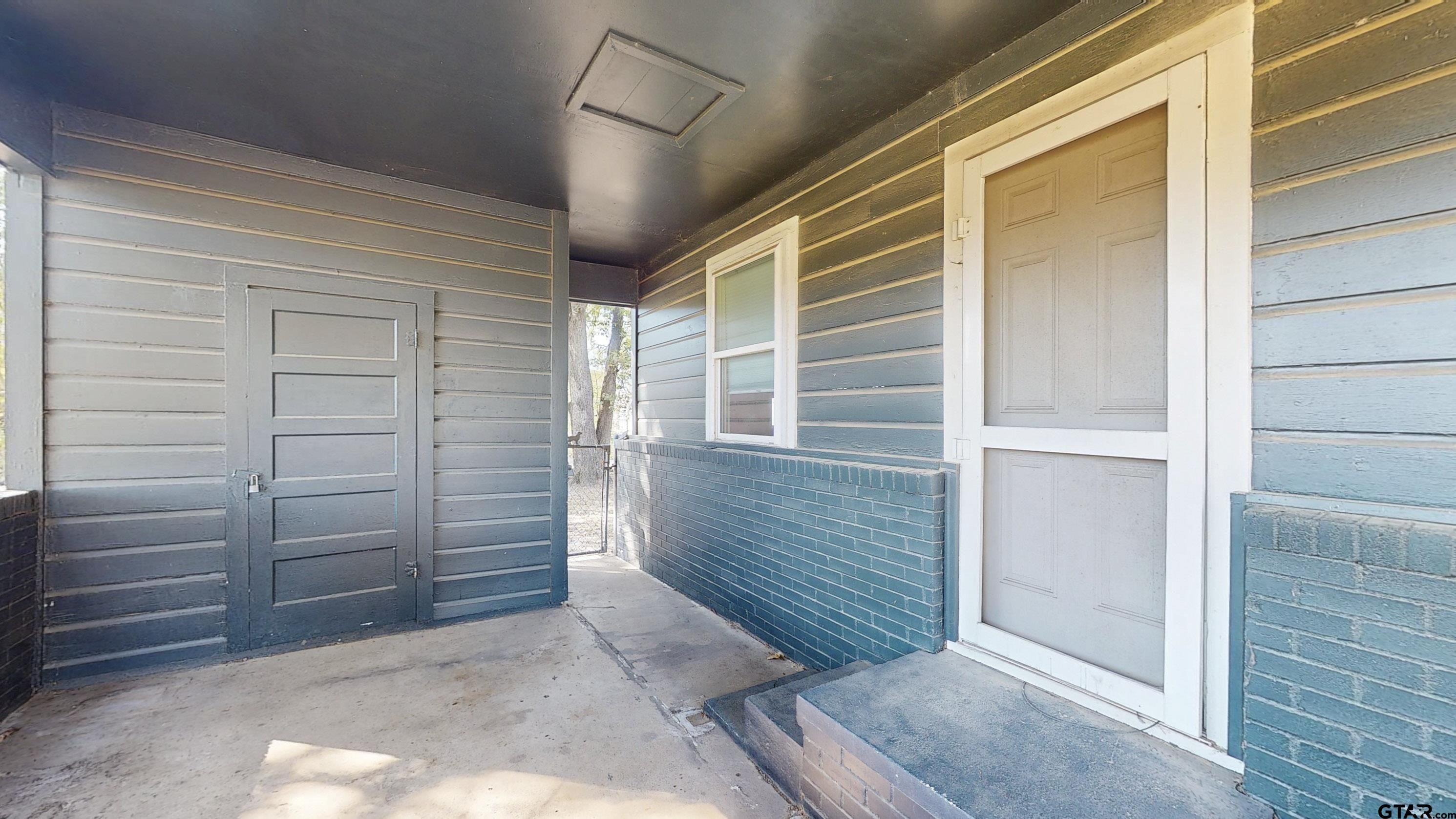 2807 Willard Dr.