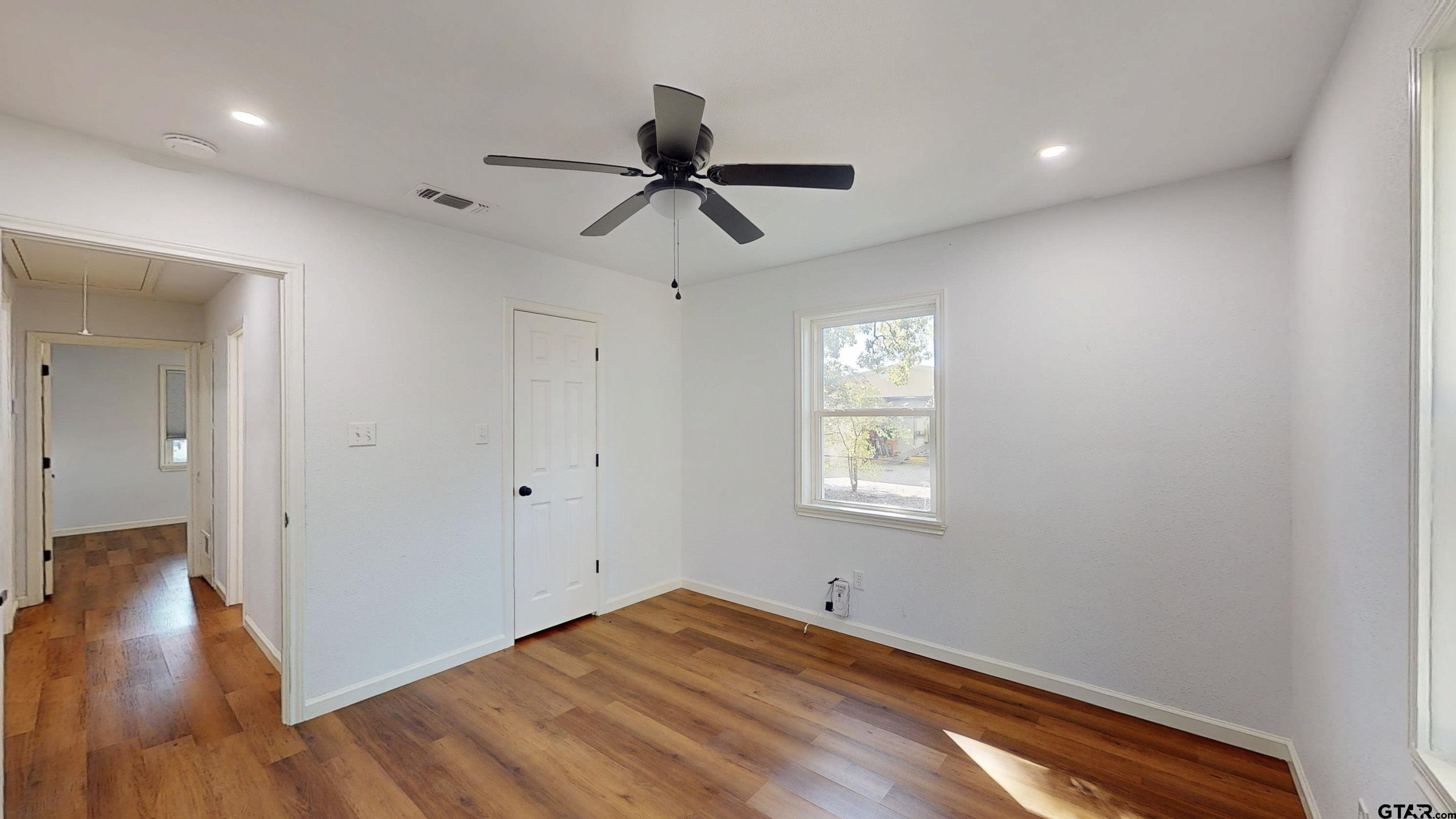 2807 Willard Dr.