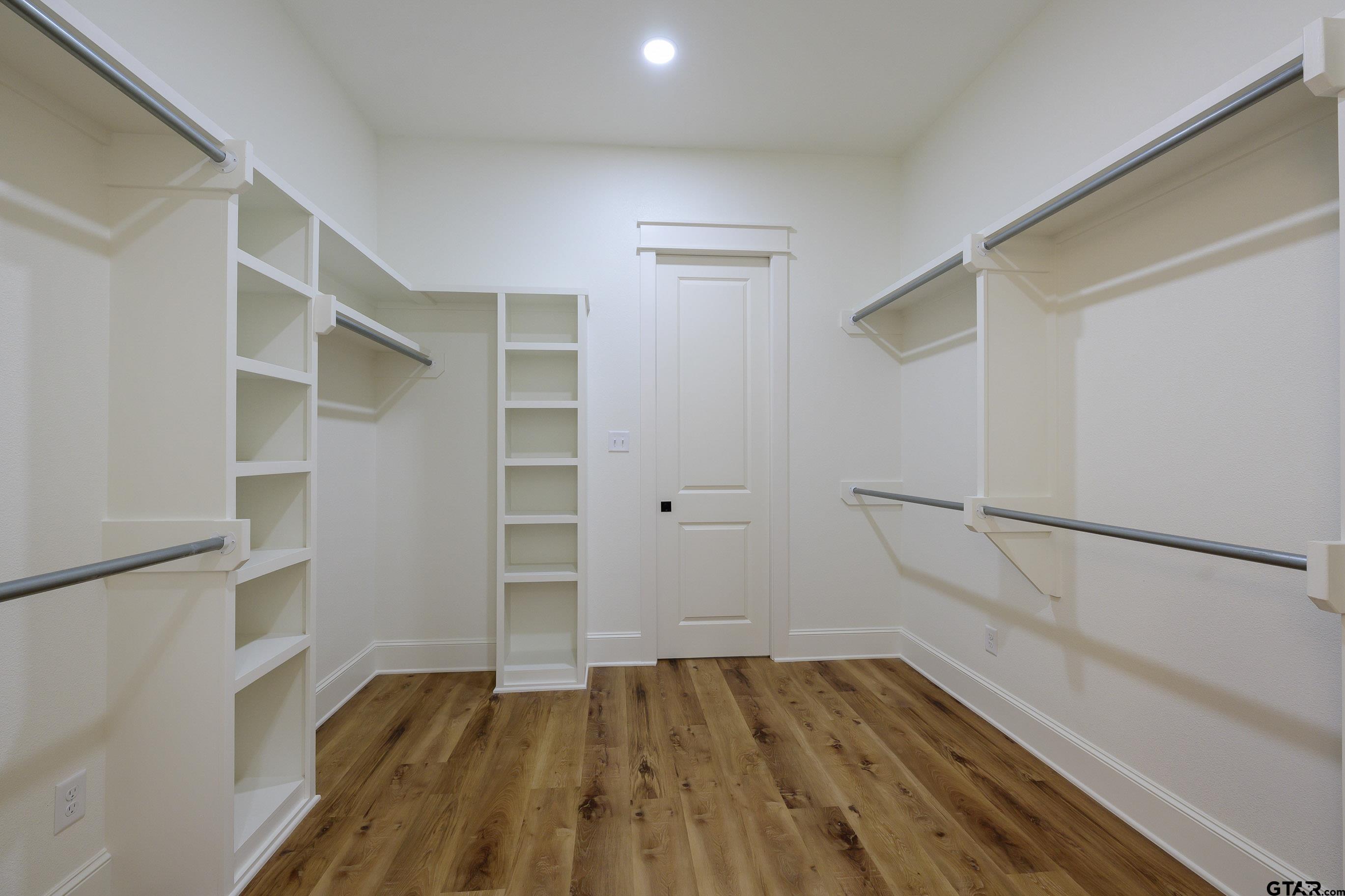 12334 Harlon