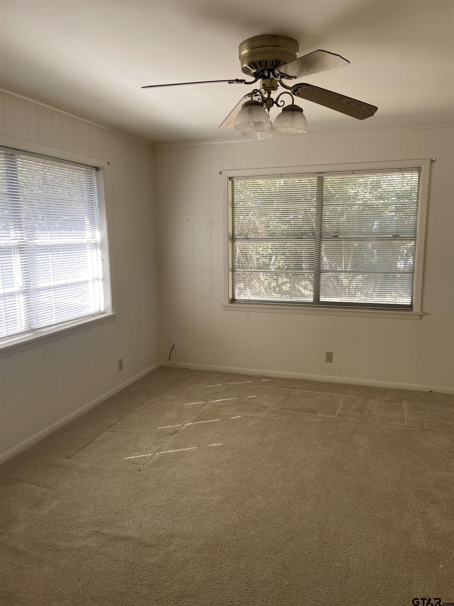 2523 Shenandoah