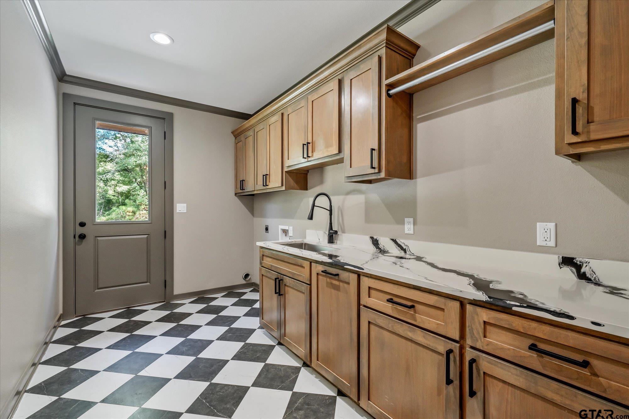 5055 County Road 3802