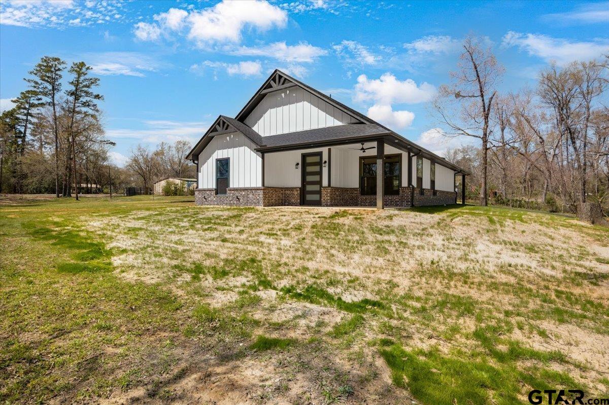 12741 Hwy 271