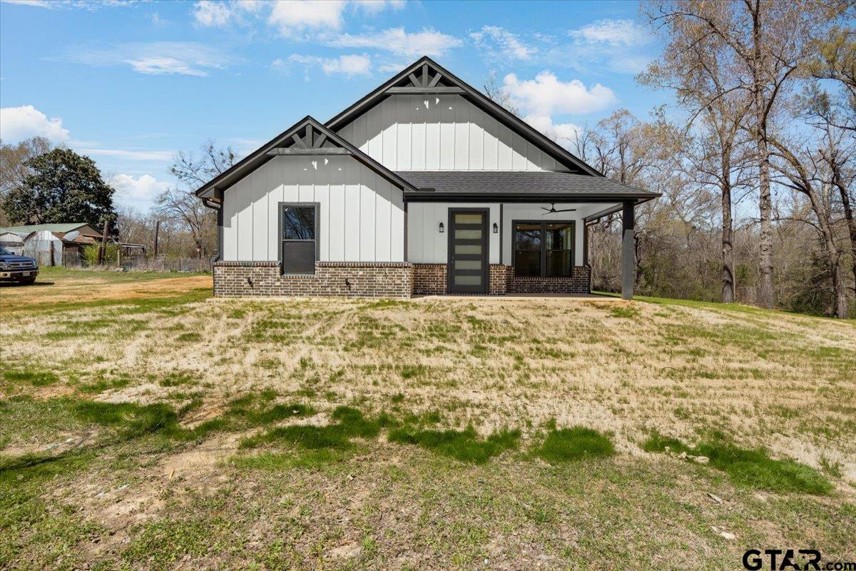 12741 Hwy 271
