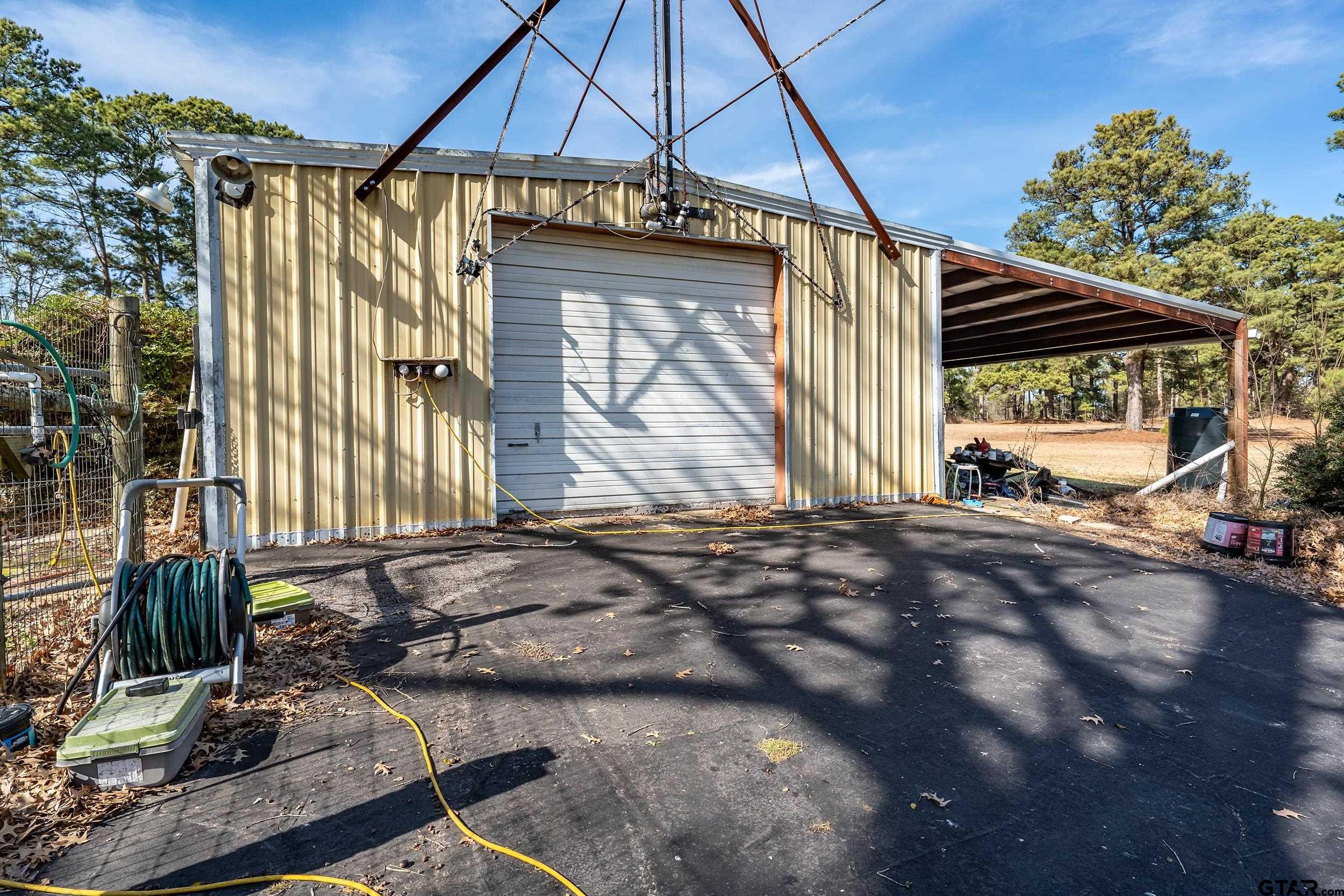 15004 Hillview Rd. (CR 1225)