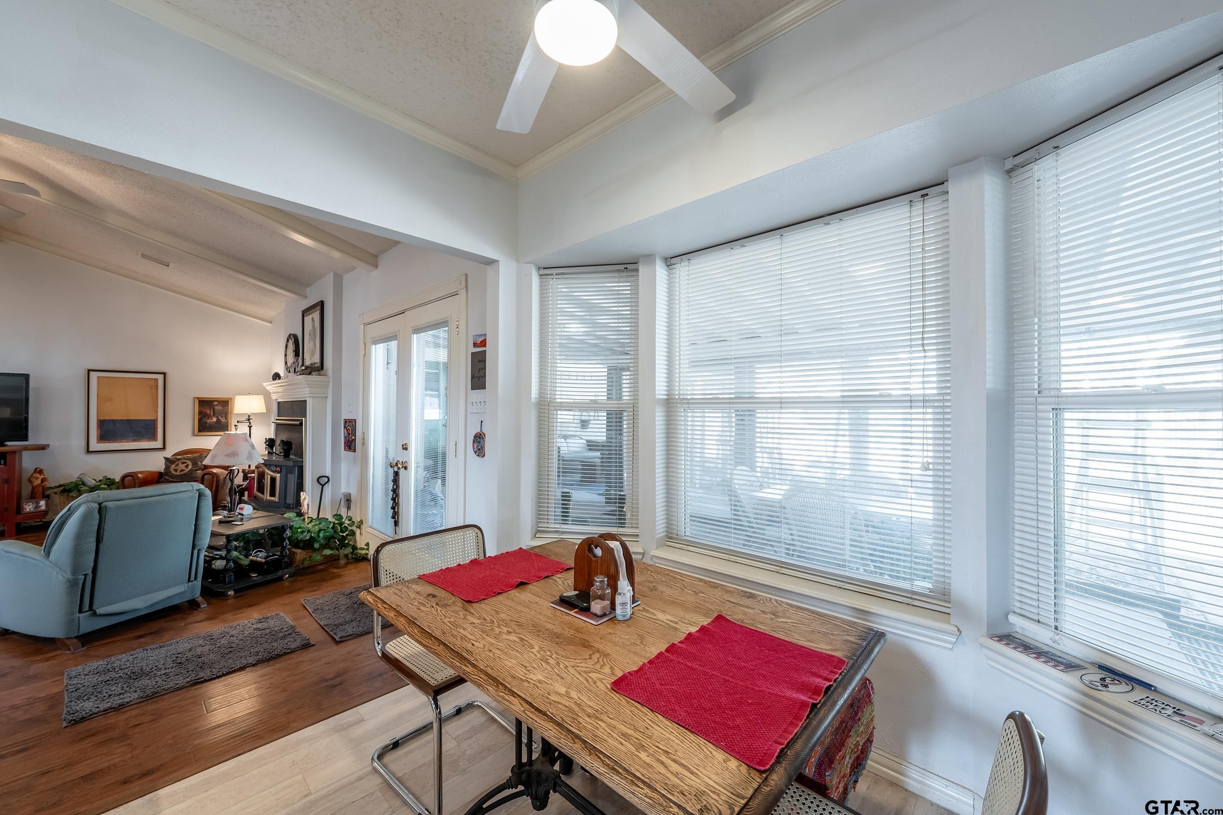 15004 Hillview Rd. (CR 1225)