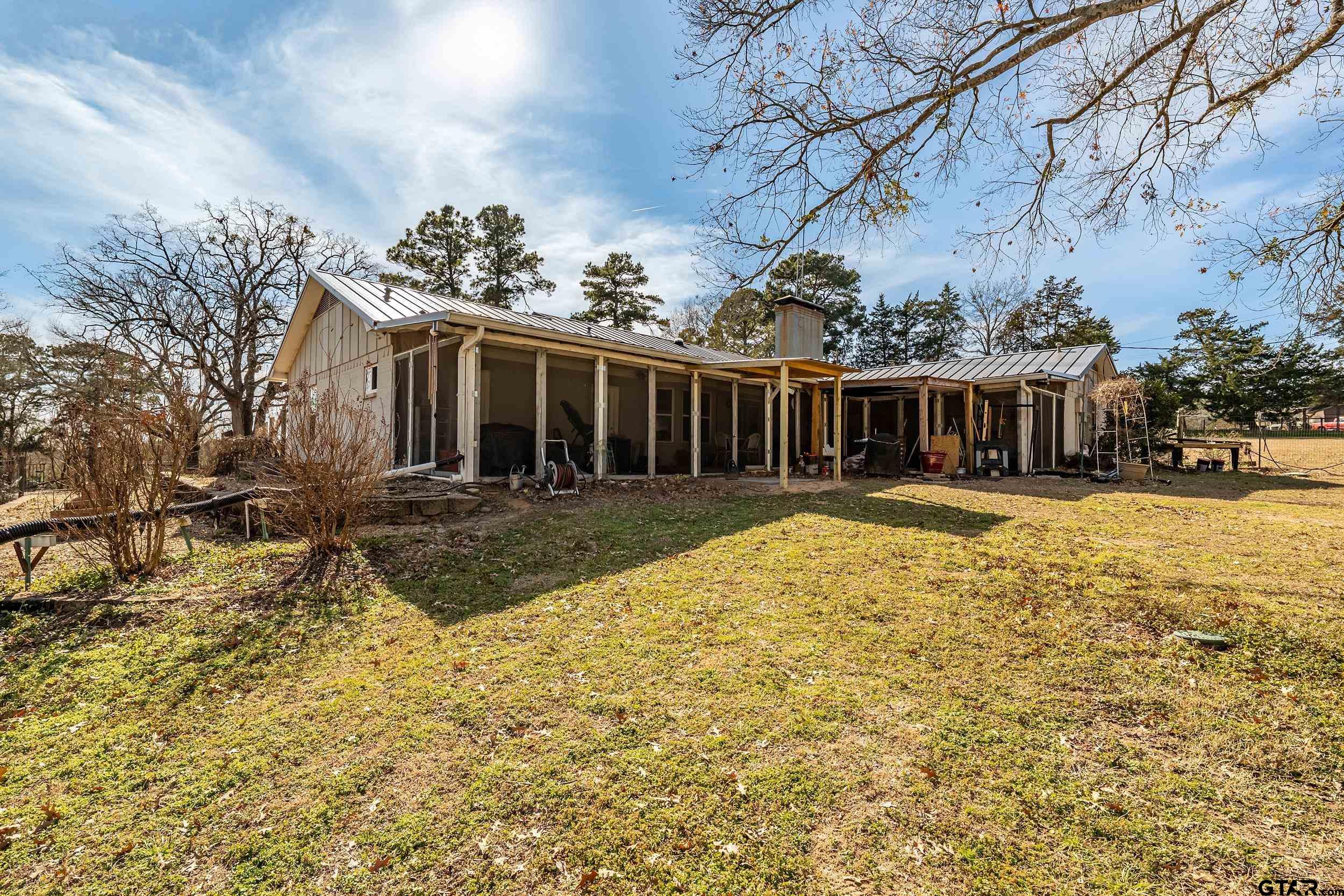 15004 Hillview Rd. (CR 1225)