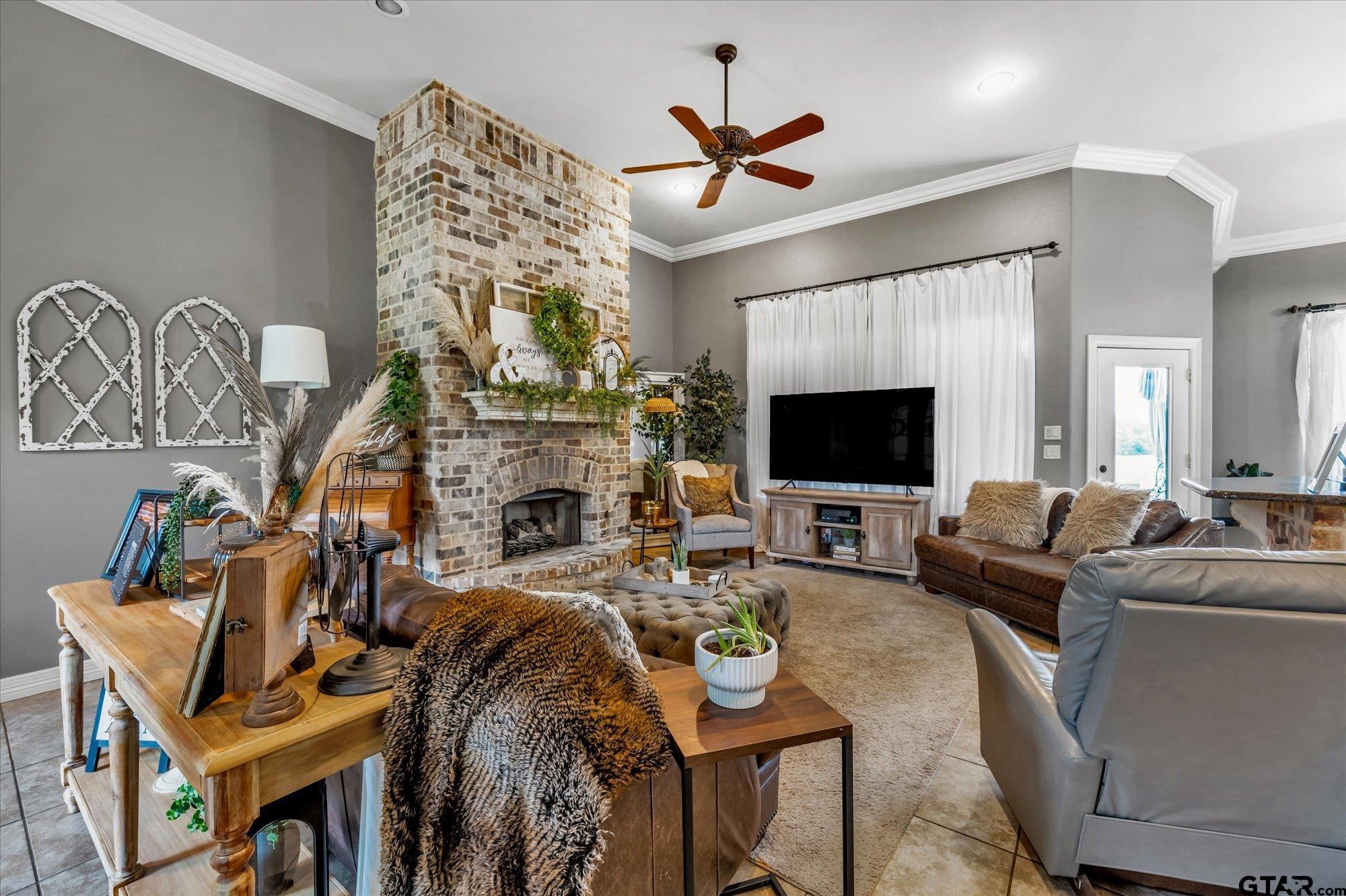 230 Sunnys Halo Boulevard