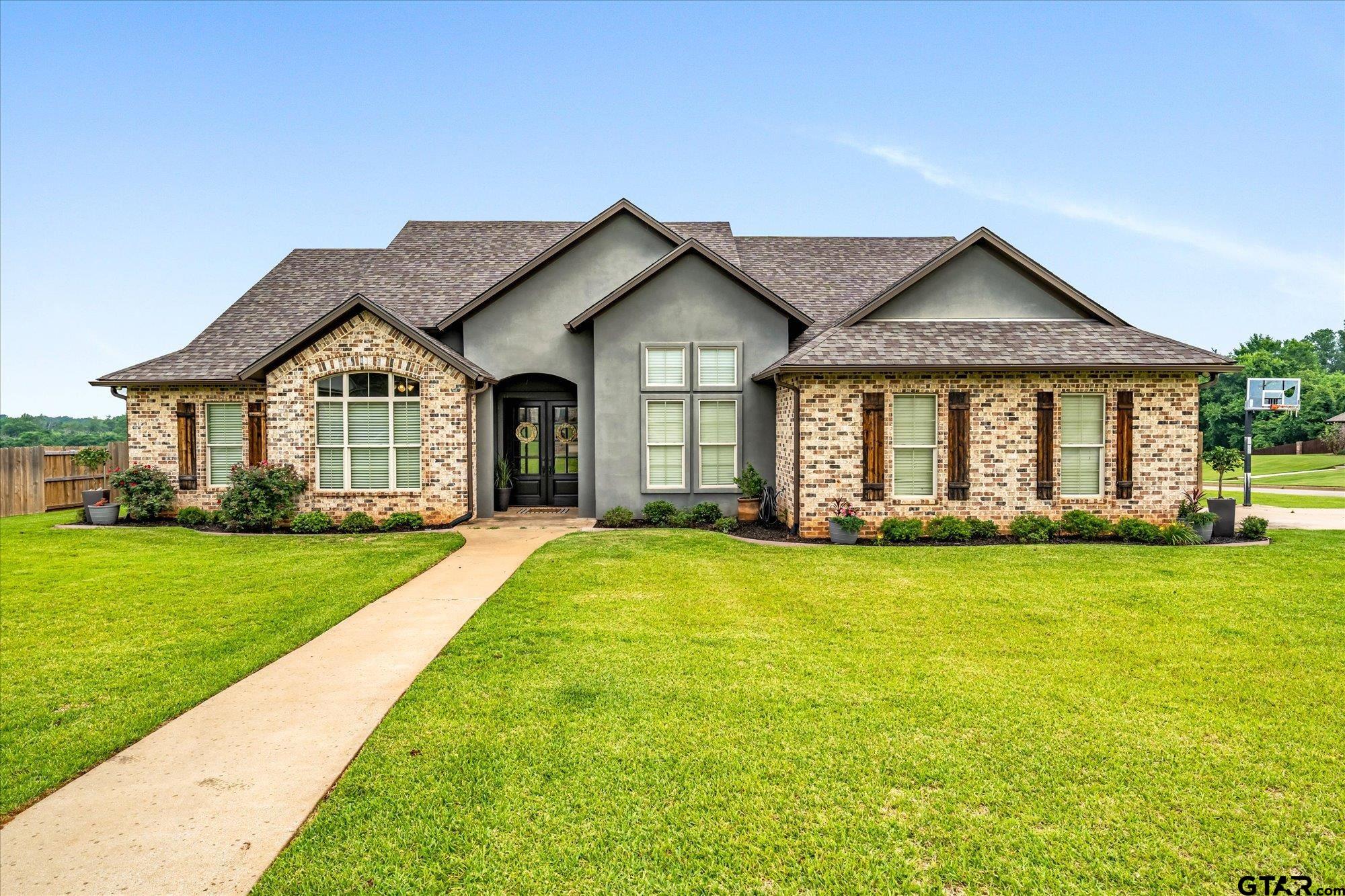 230 Sunnys Halo Boulevard