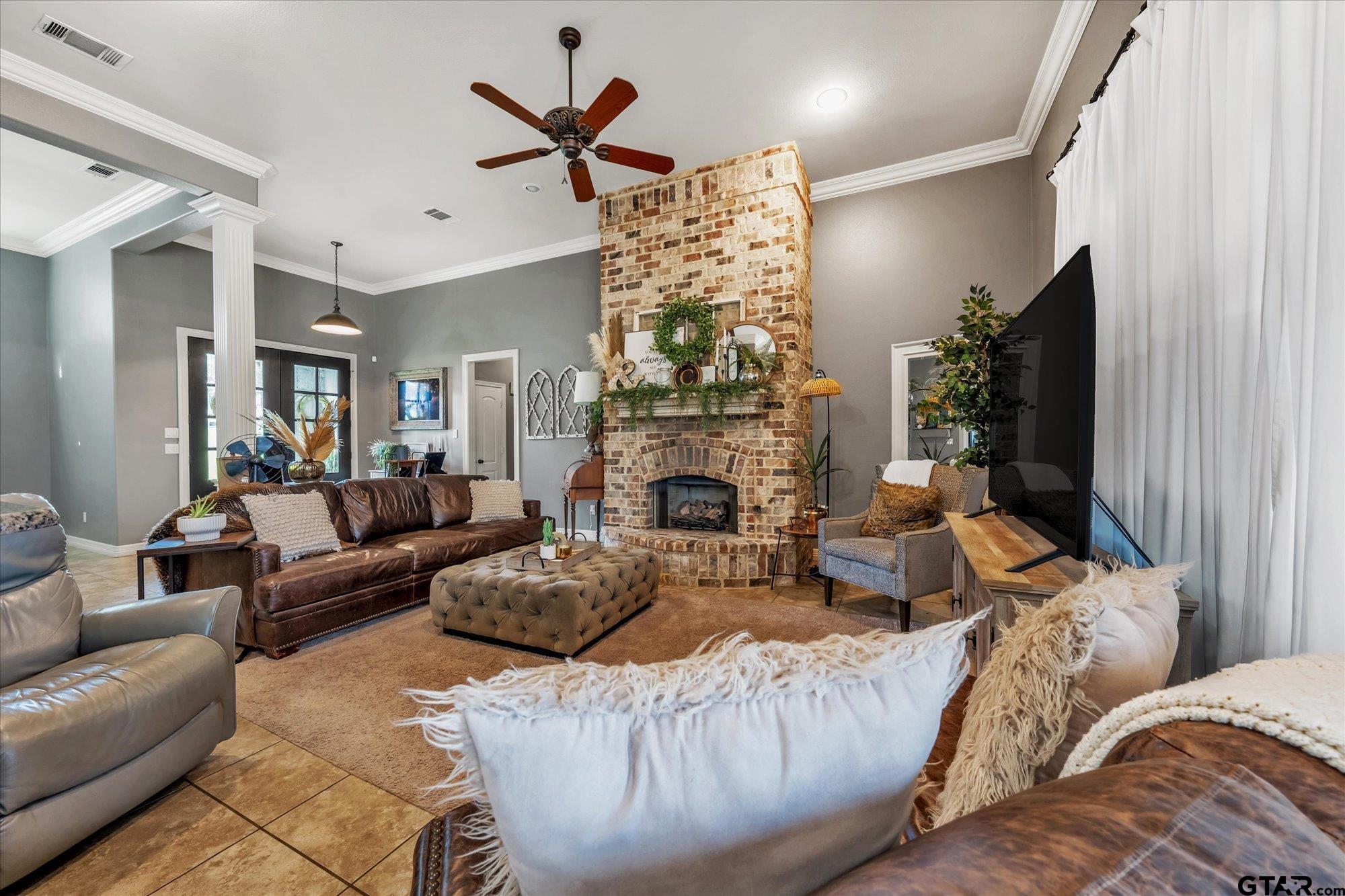 230 Sunnys Halo Boulevard