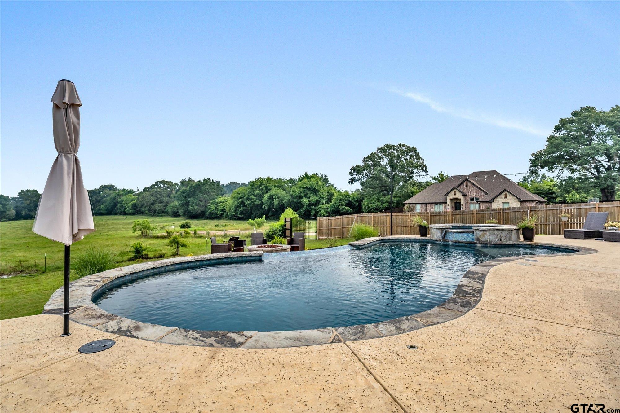 230 Sunnys Halo Boulevard