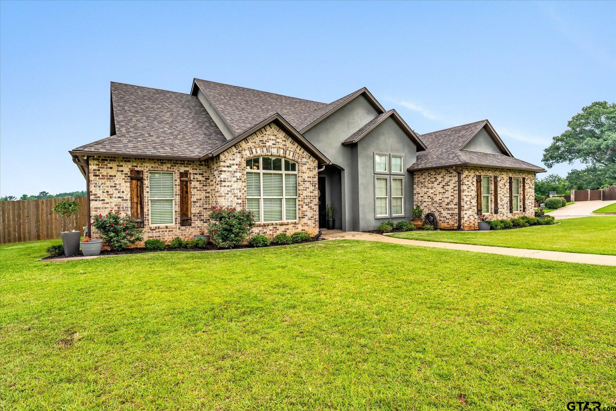 230 Sunnys Halo Boulevard