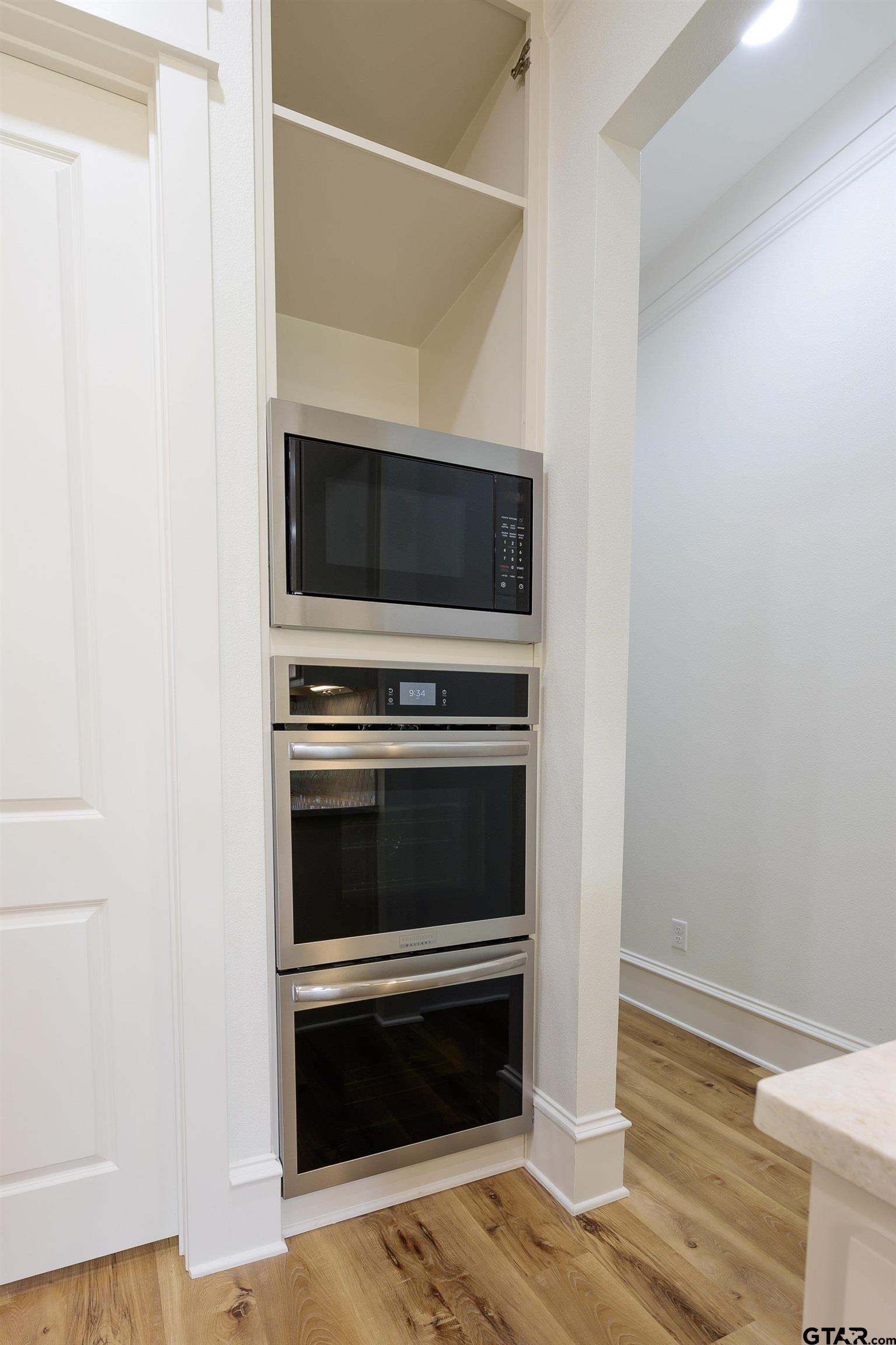 12334 Harlon