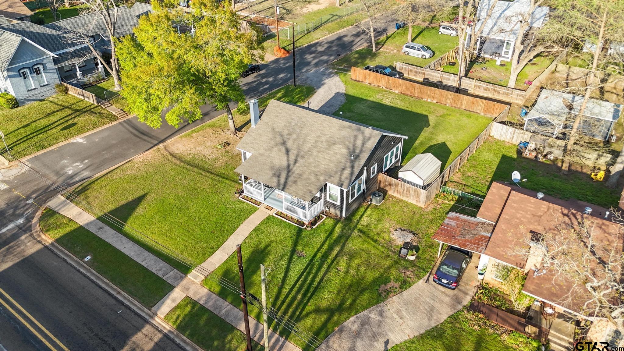 315 S Barron