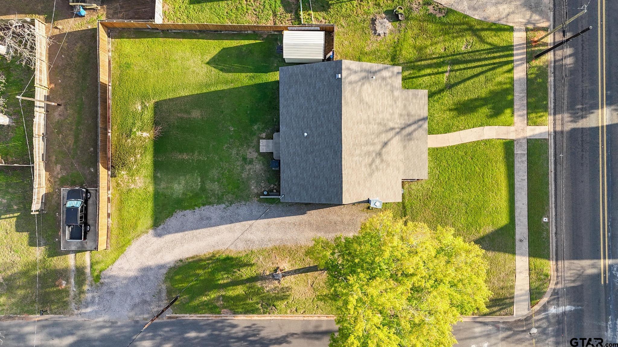 315 S Barron