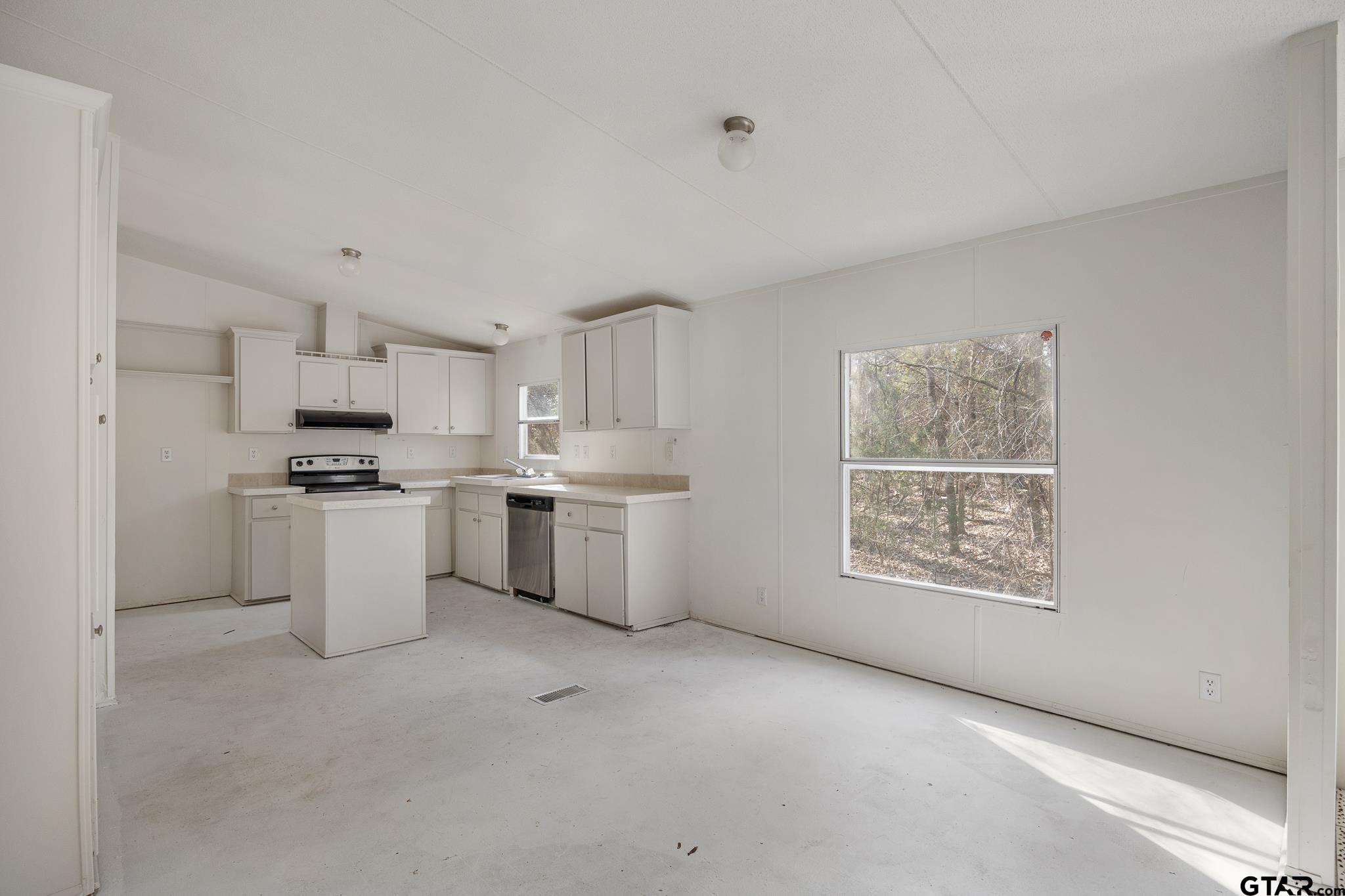 942 Balmorea Dr