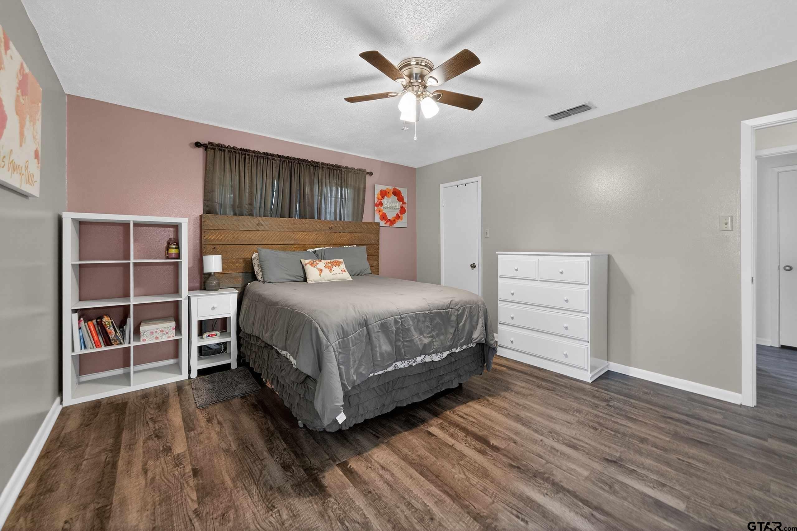 15515 Nell Lynn Ln