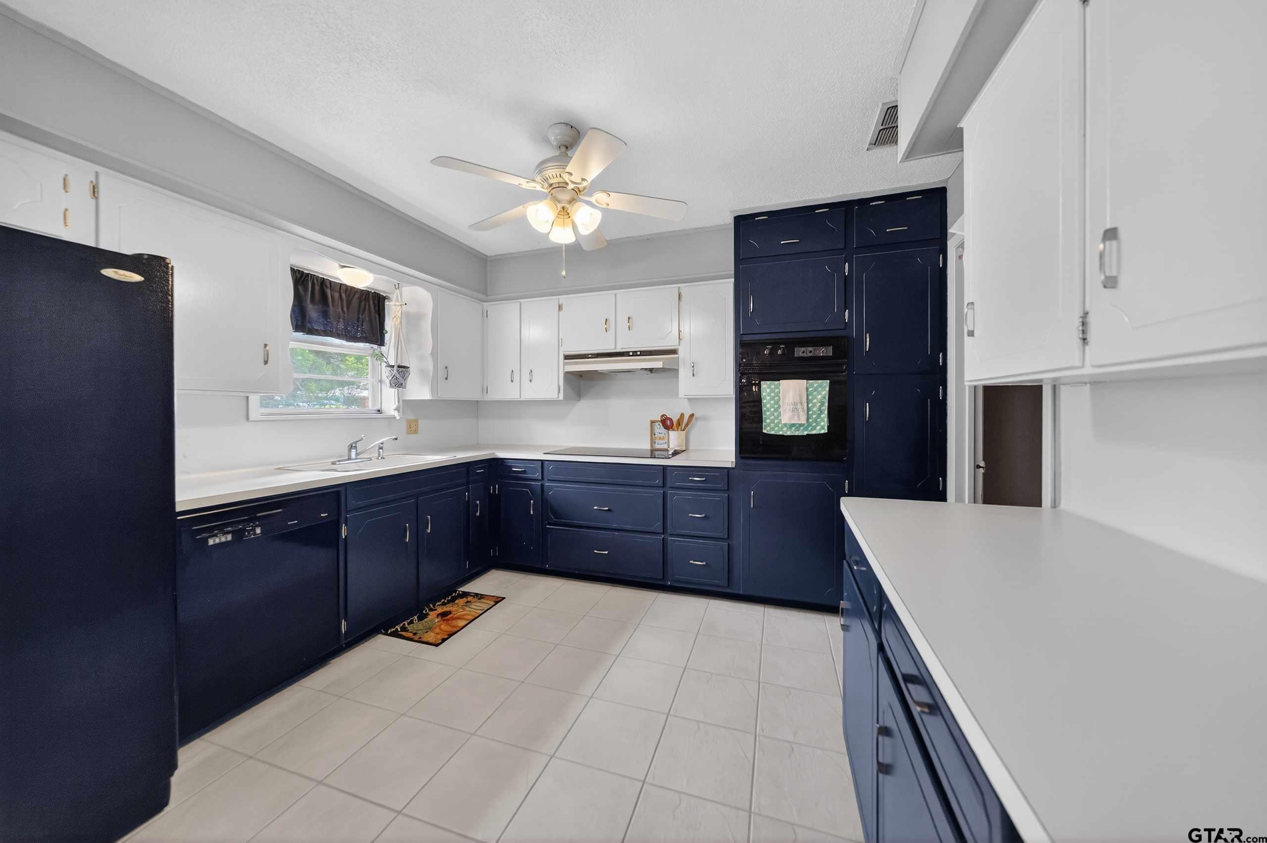 15515 Nell Lynn Ln