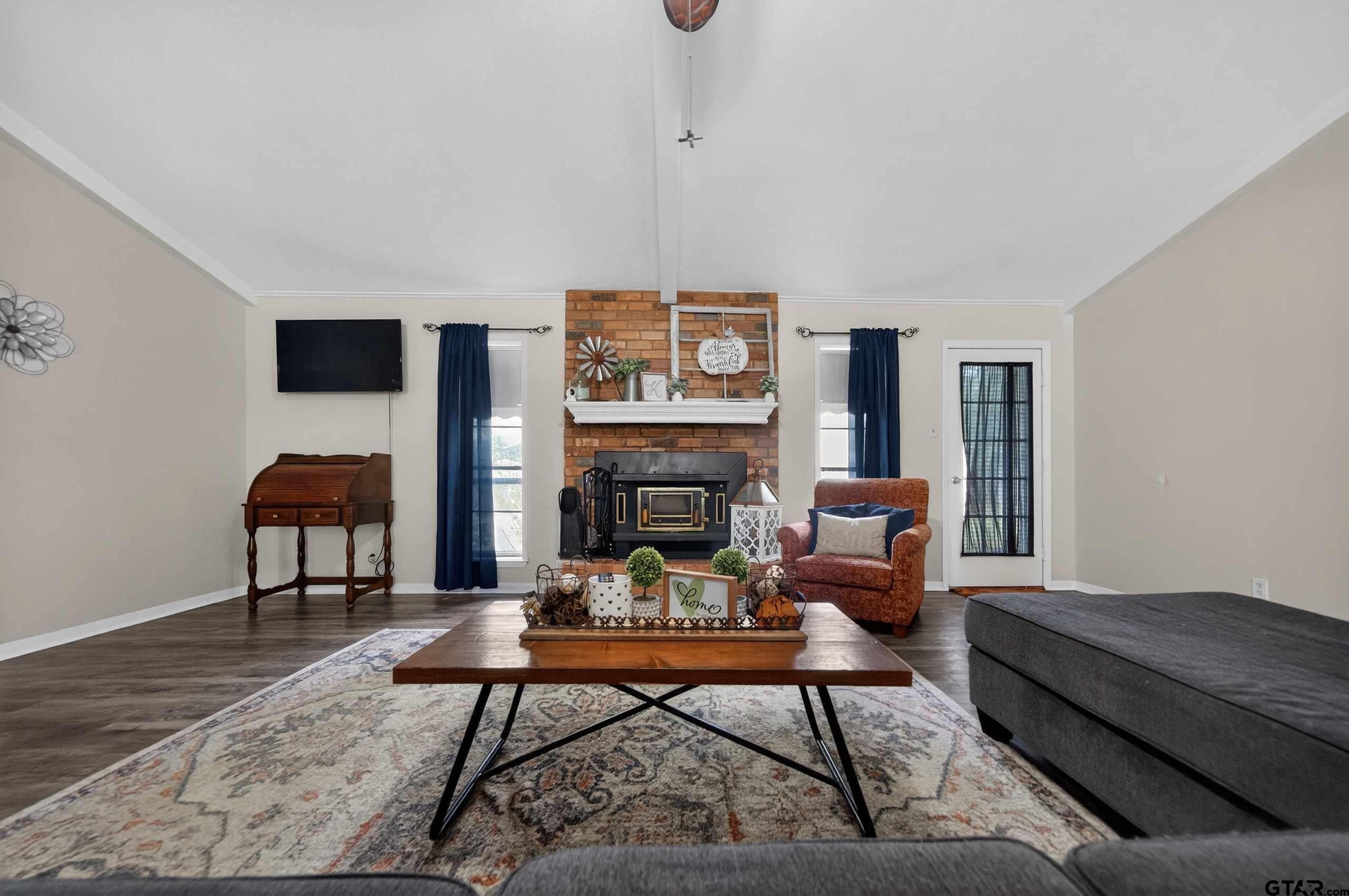 15515 Nell Lynn Ln