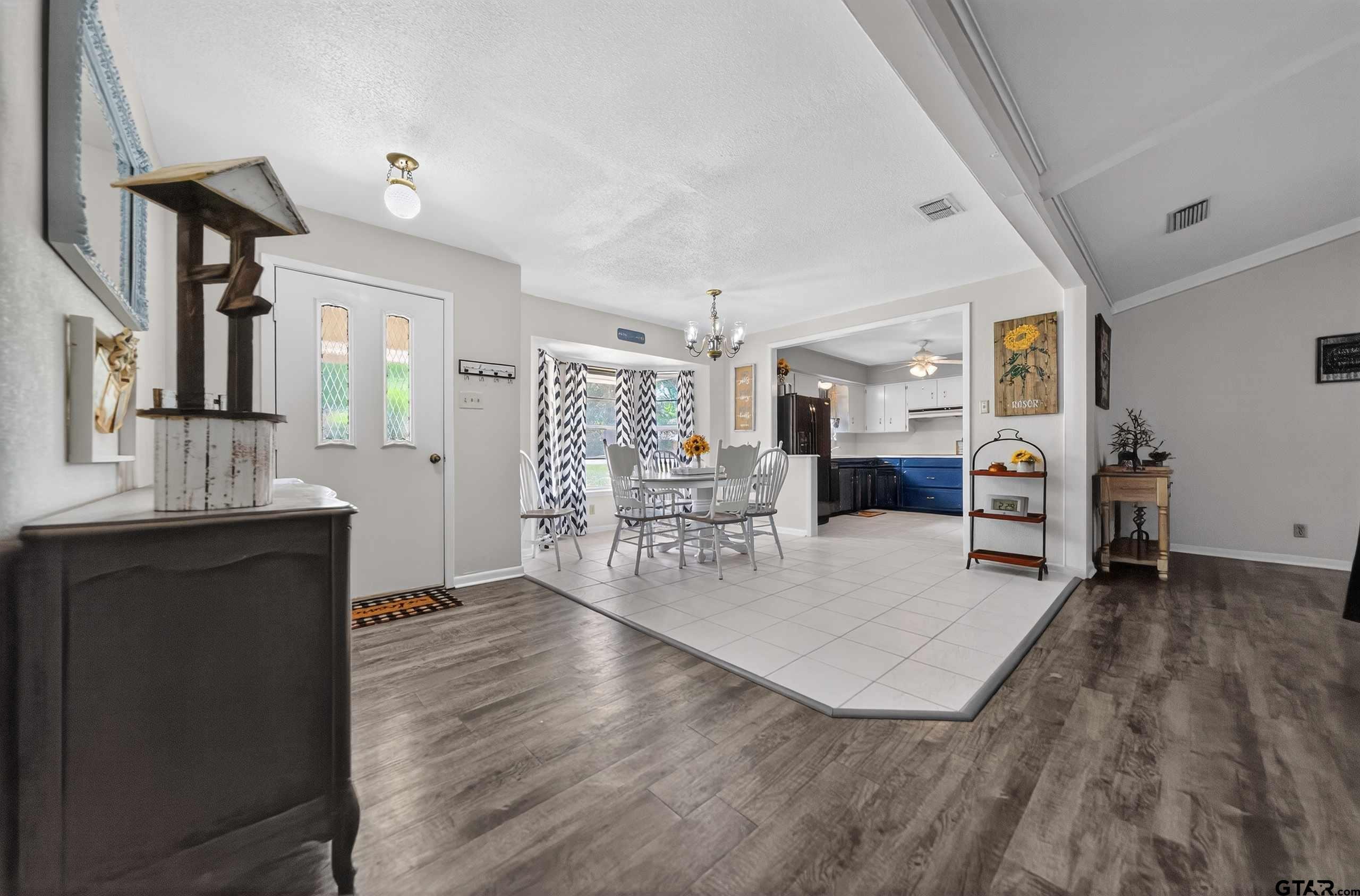 15515 Nell Lynn Ln