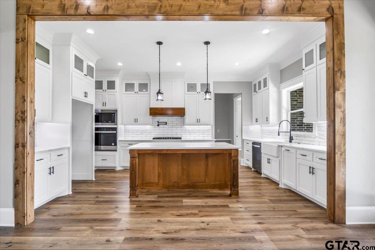 14848 Woodland Creek Dr.
