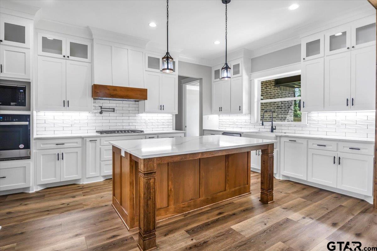 14848 Woodland Creek Dr.
